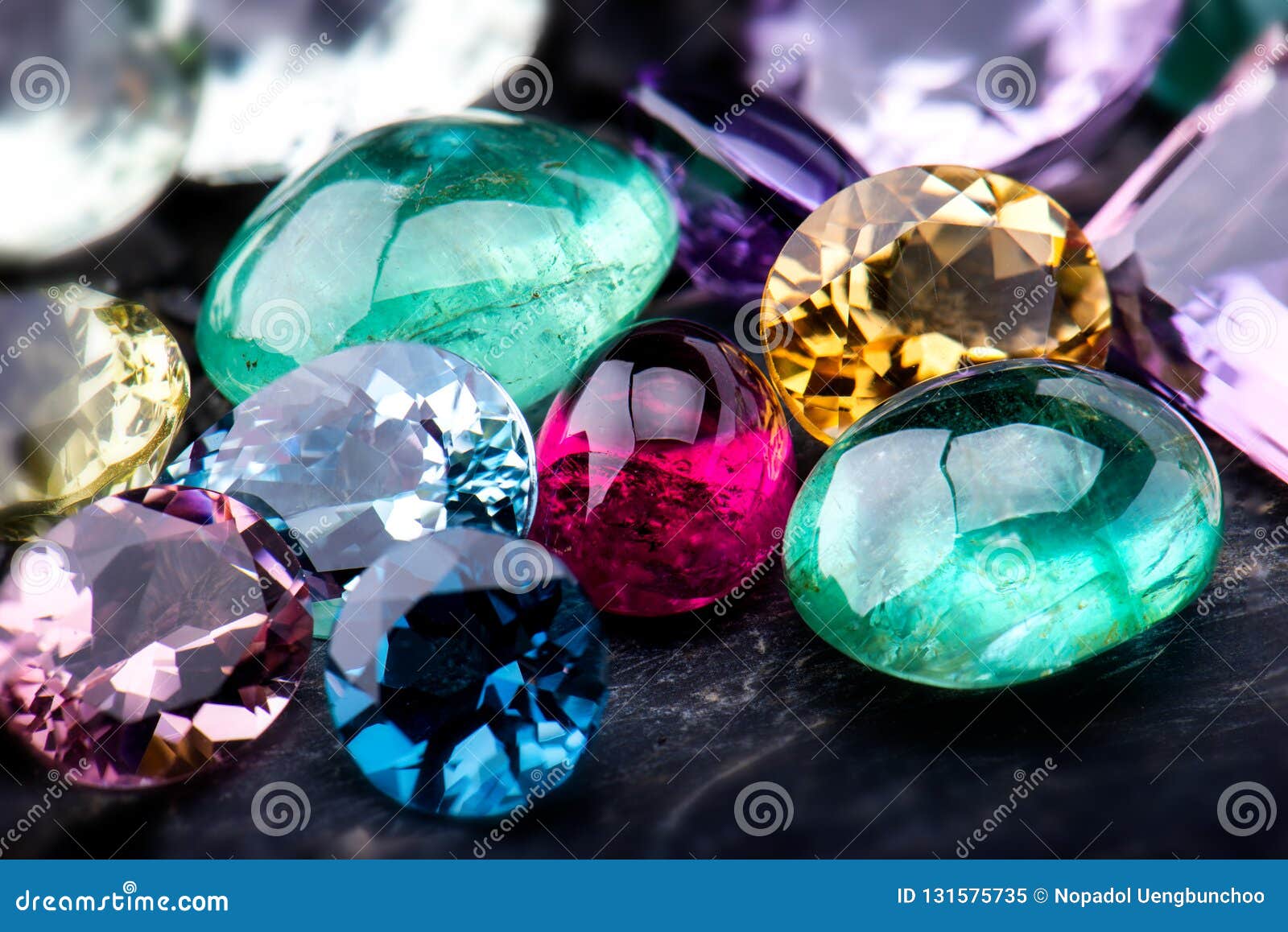 gemstones collection jewelry set .