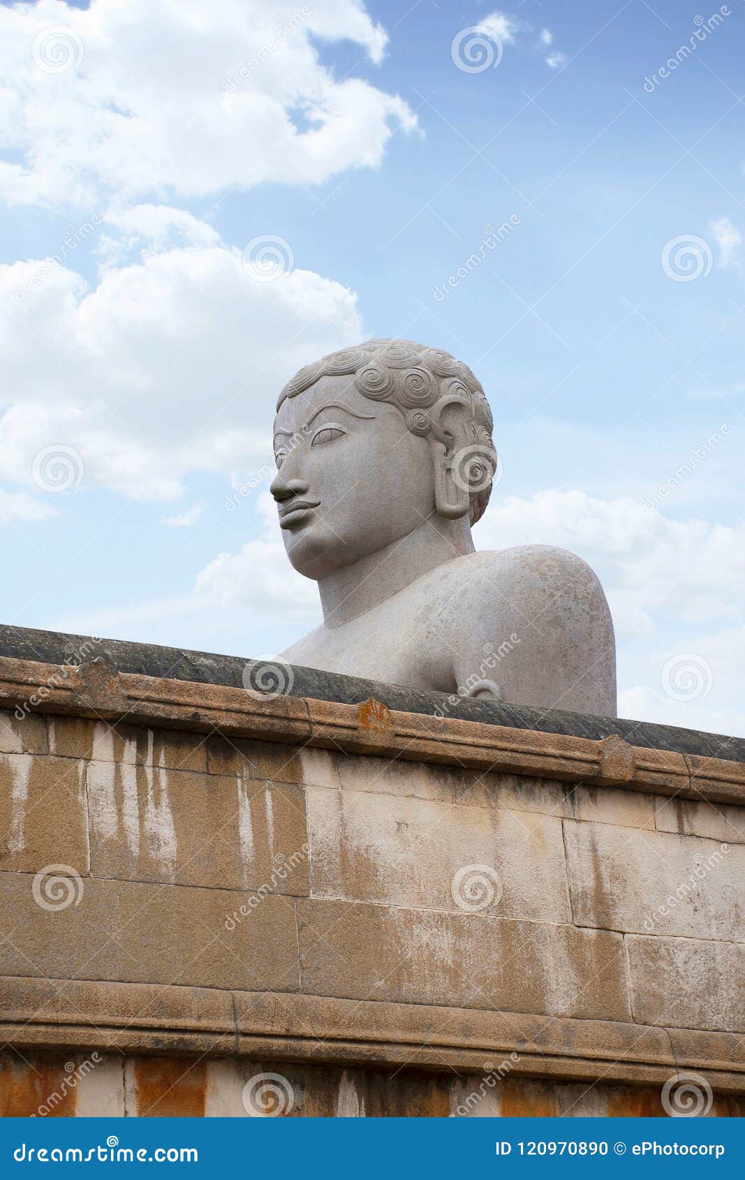 general view of chandragiri hill temple complex, sravanabelgola, karnataka. from left - parshvanatha basadi, shasana basadi and ch
