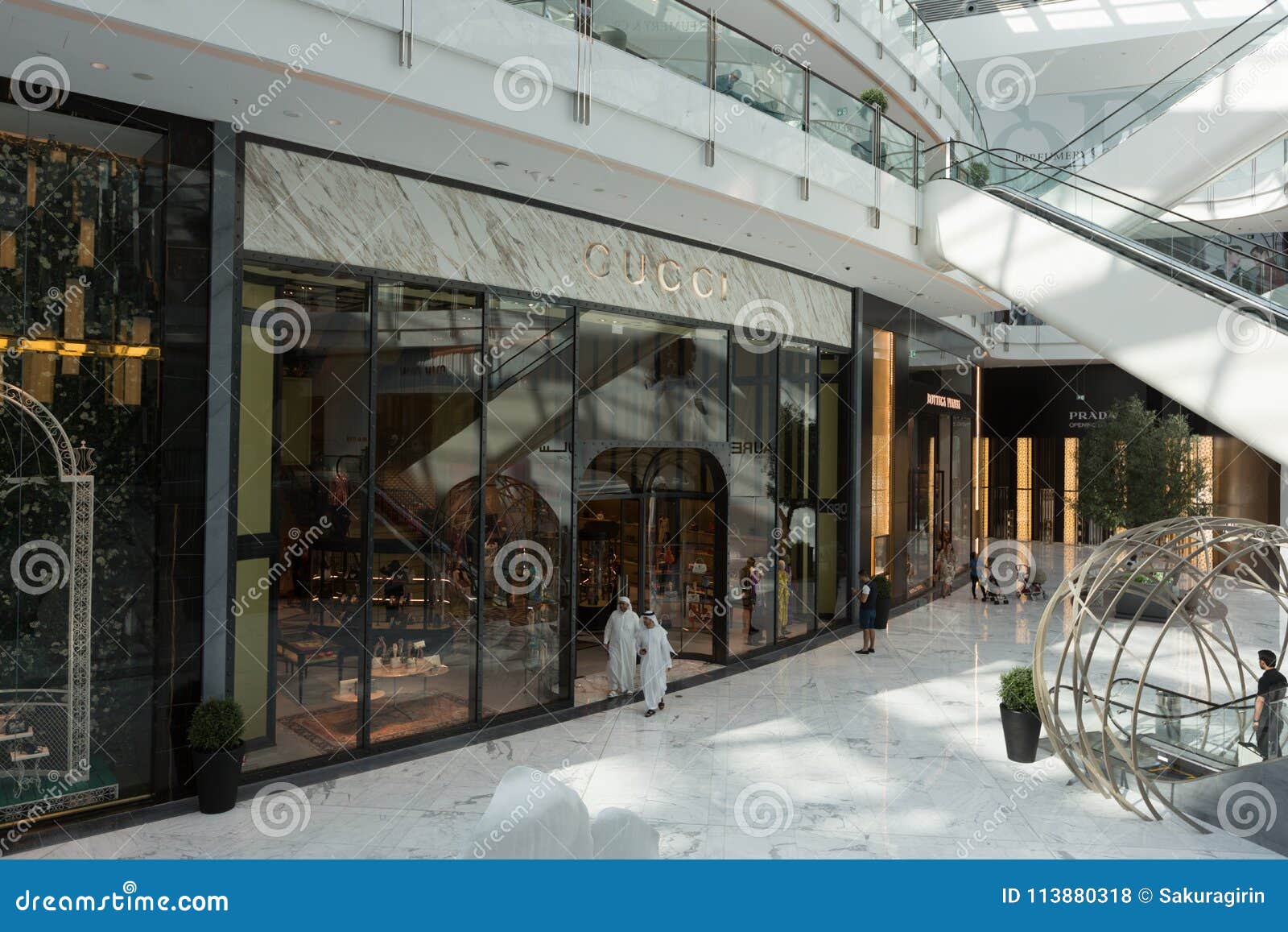 GUCCI Flagship Store in Mall, United Arab Editorial Stock Photo - Image of countries, middle: 113880318