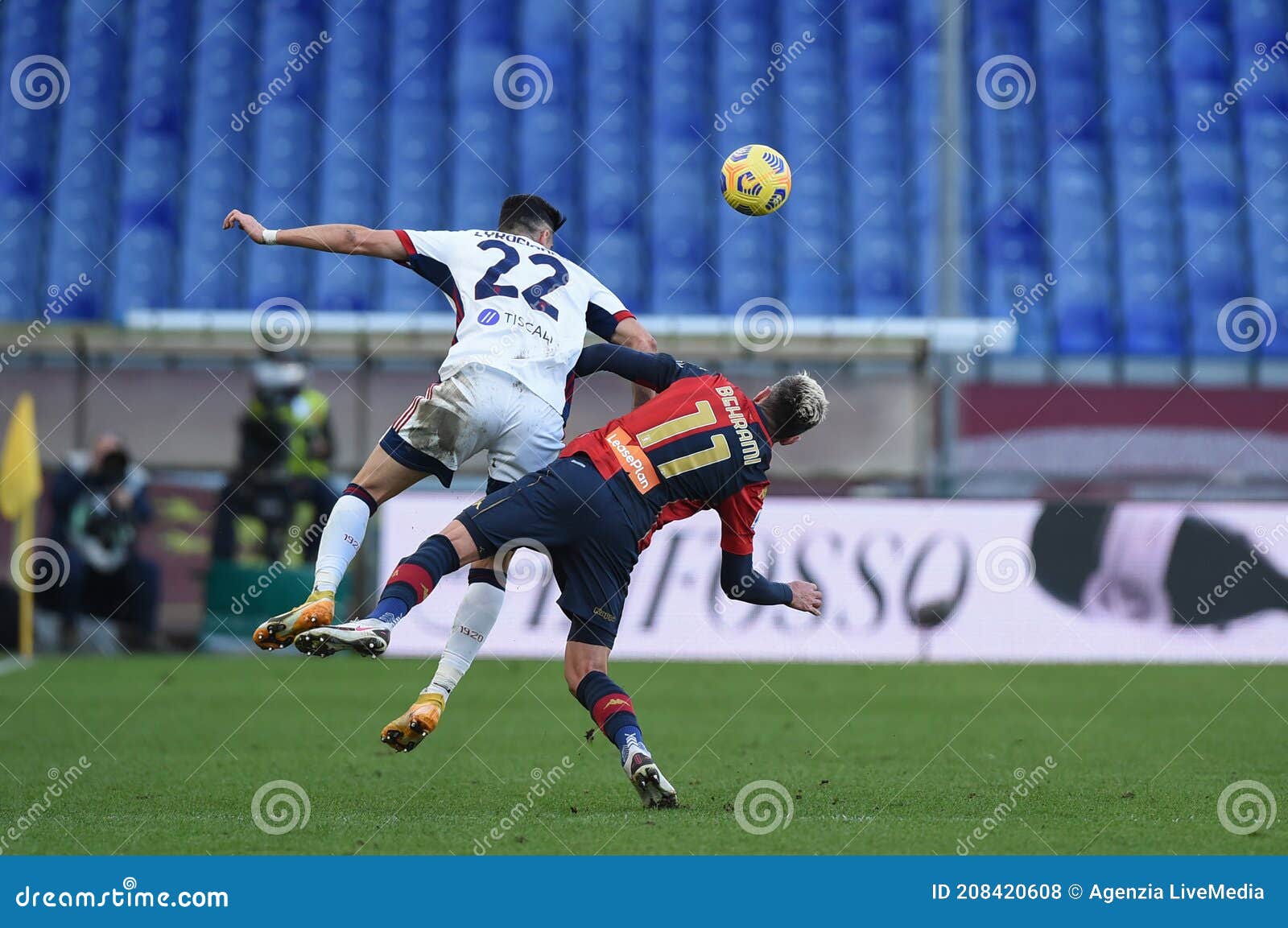 Genoa CFC Vs Cagliari Calcio Editorial Image - Image of ball
