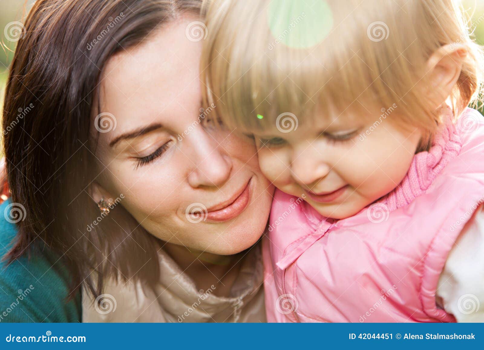 Gentle Embrace Between Young Woman And Daughter Stock Image Image Of Expressing Little 42044451 