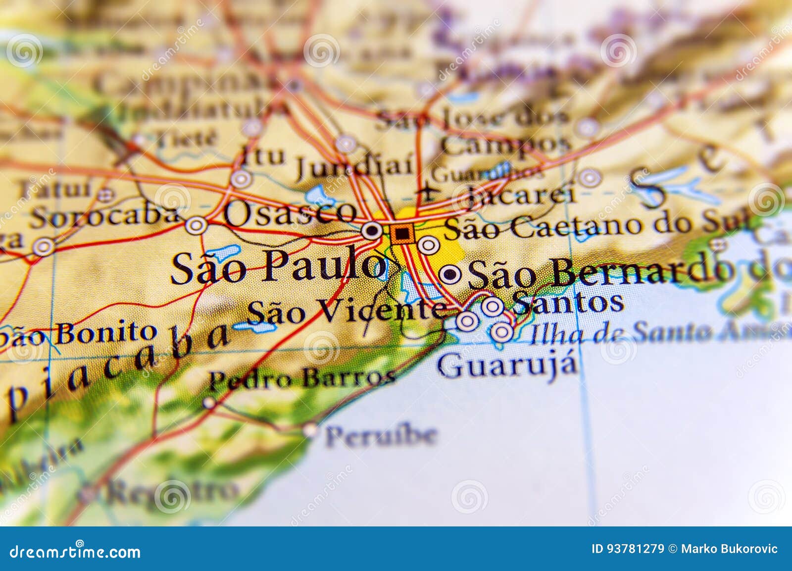 Geograficzna mapa Brazylia z kapitałowym Sao Pulo miastem. Geograficzna mapa Brazylia z kapitałowym Sao Pulo miasta zakończeniem
