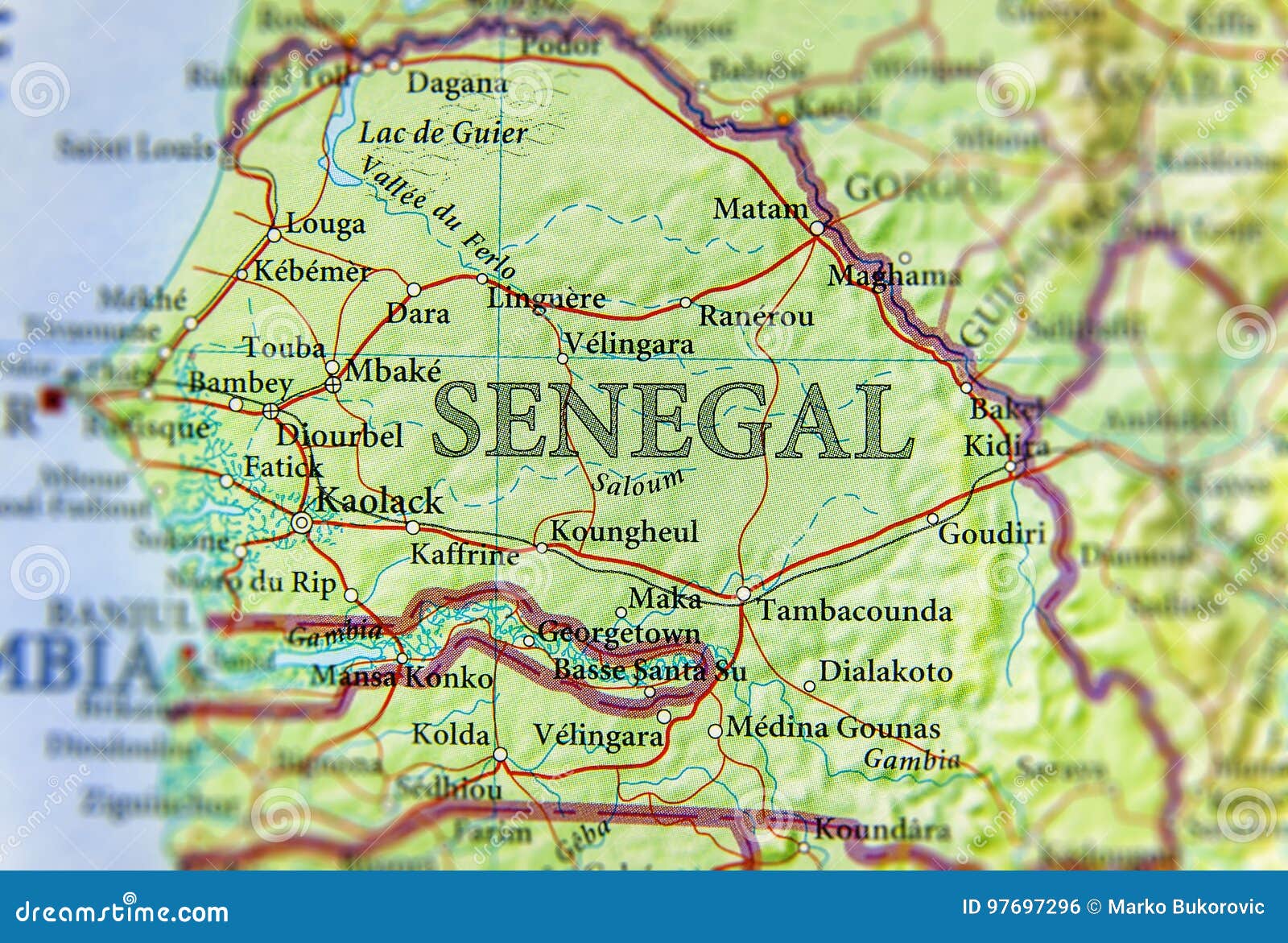 geographic map of senegal with important cities