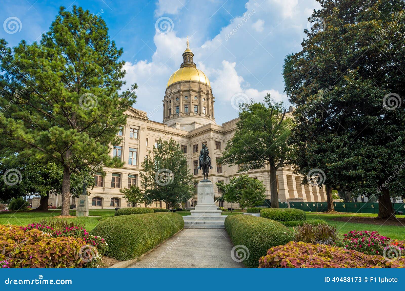 georgia state capitol building in atlanta, georgia