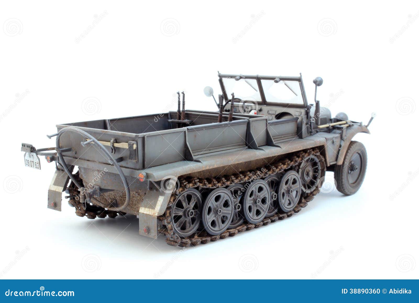 german wwii artillery tractor sd.kfz.10 d7