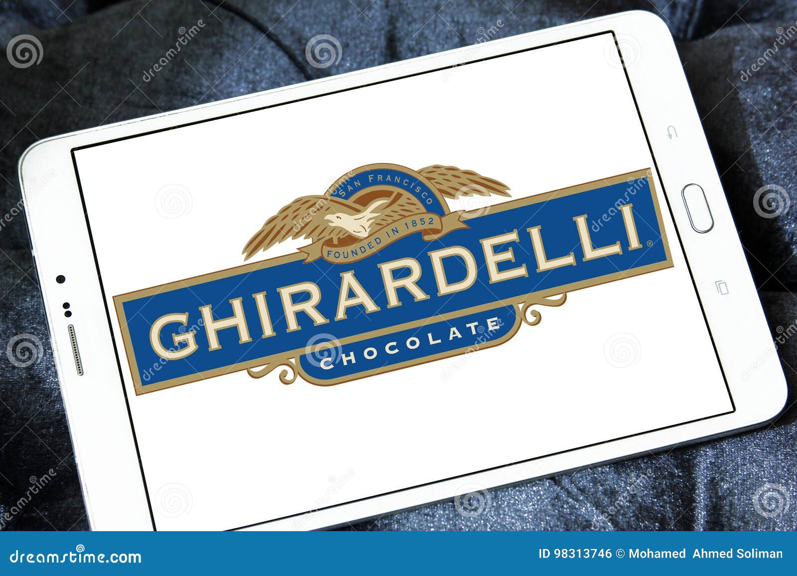 Ghirardelli chocolate logo editorial photo. Image of kinder 98313746