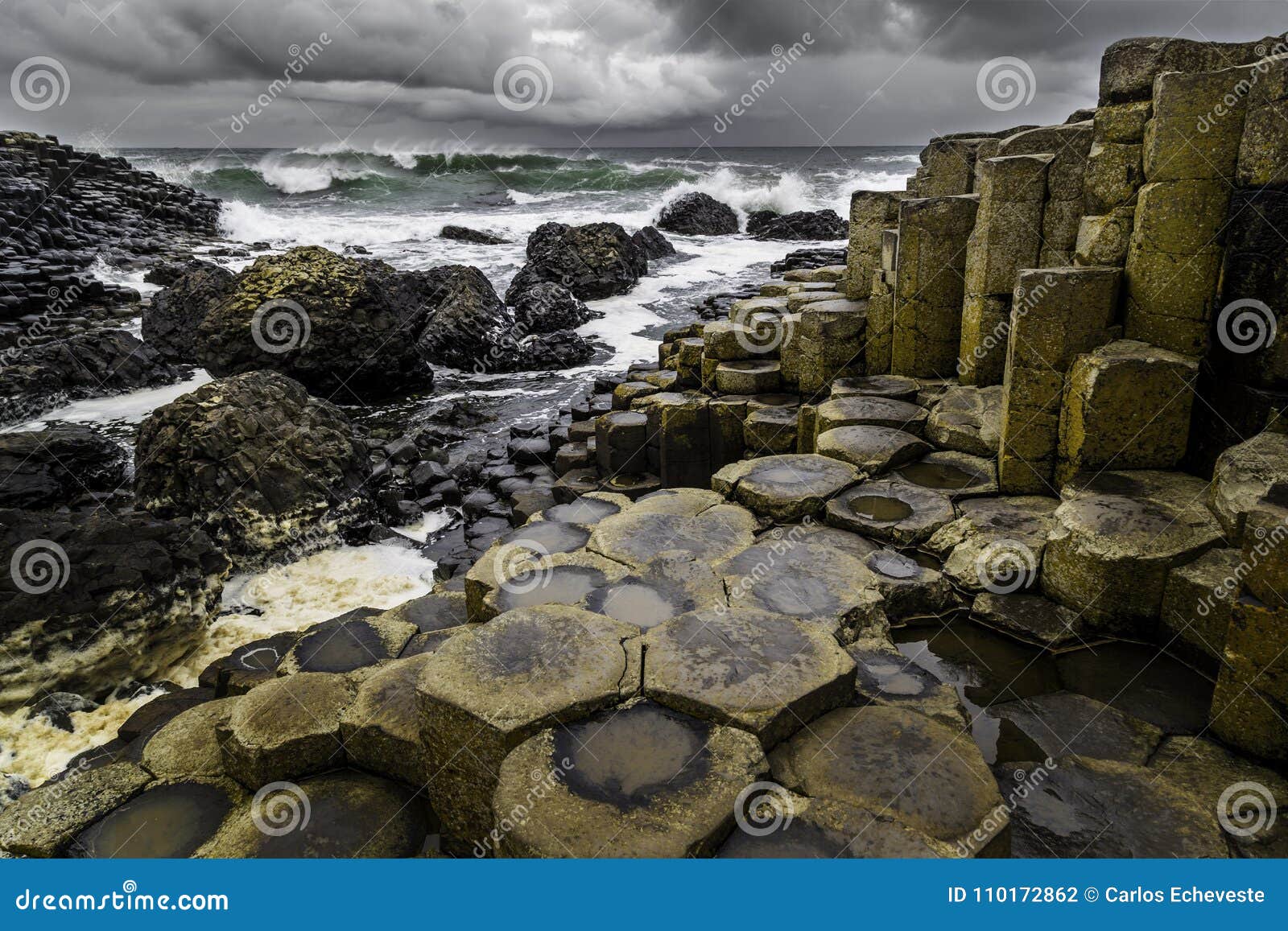 giant`s causeway in northen ireland