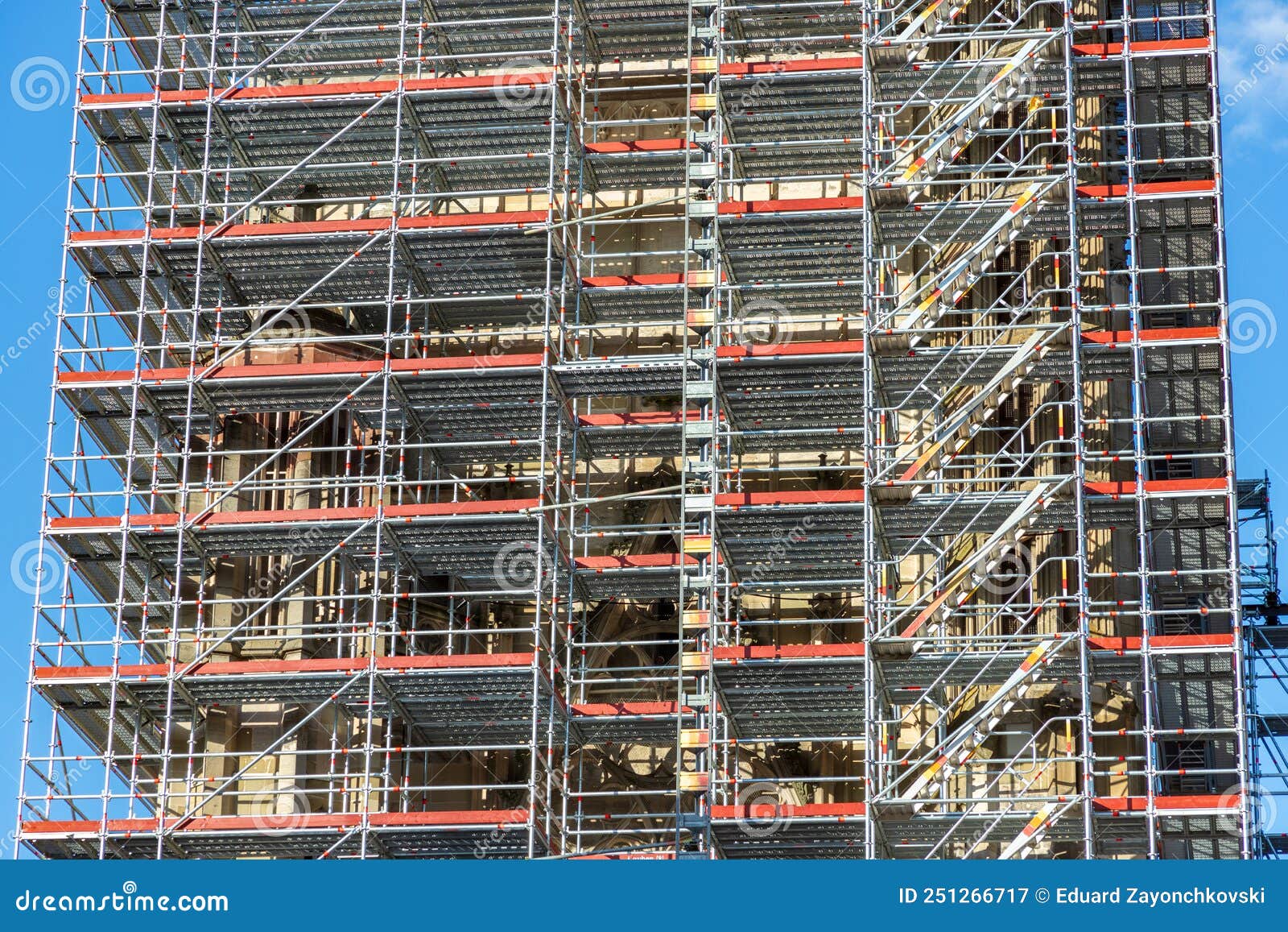 Giant Scaffolding, Mobile Metal Scaffold. the Building is Under