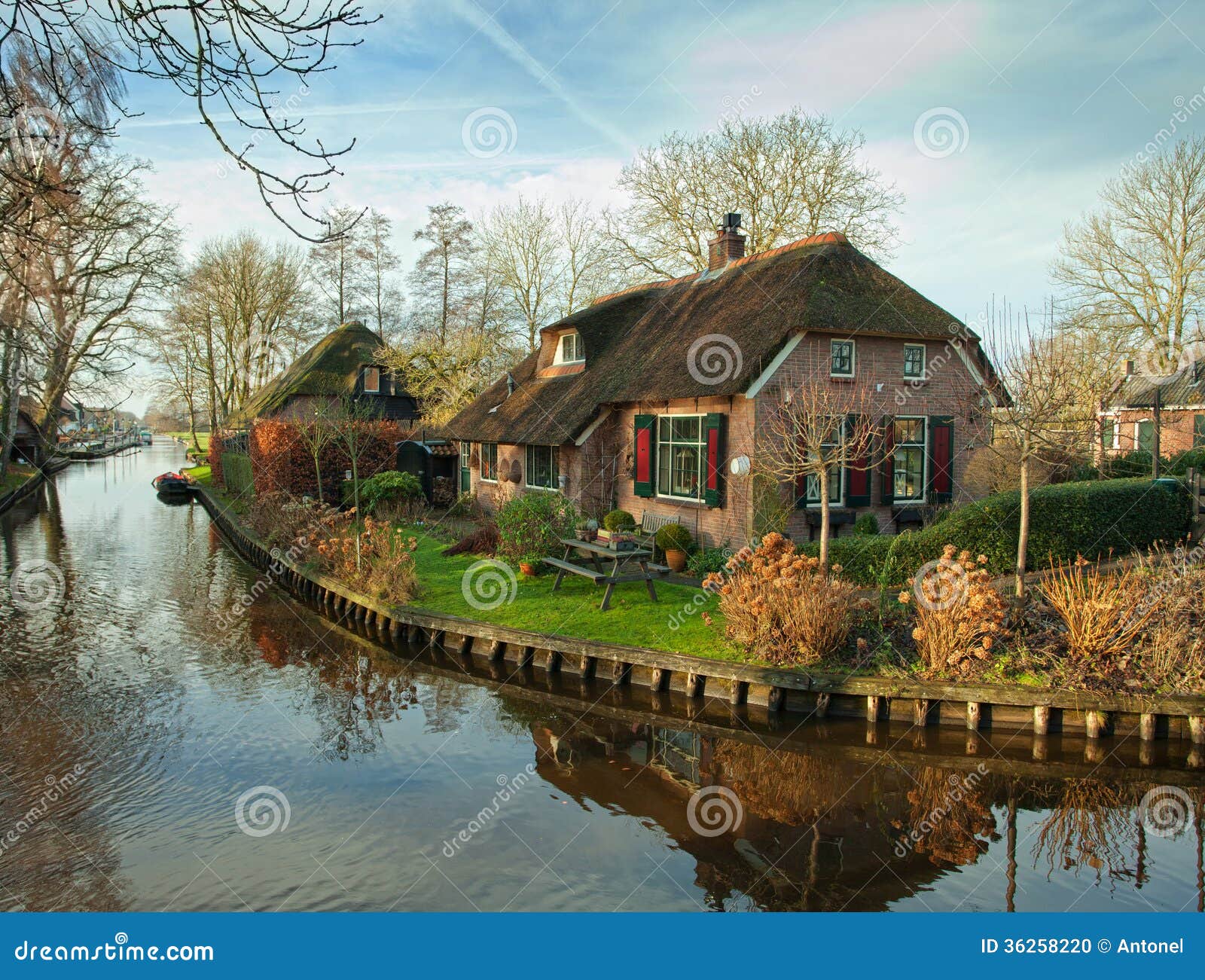 Giethoorn stock photo. Image of nonurban, color, homes - 36258220