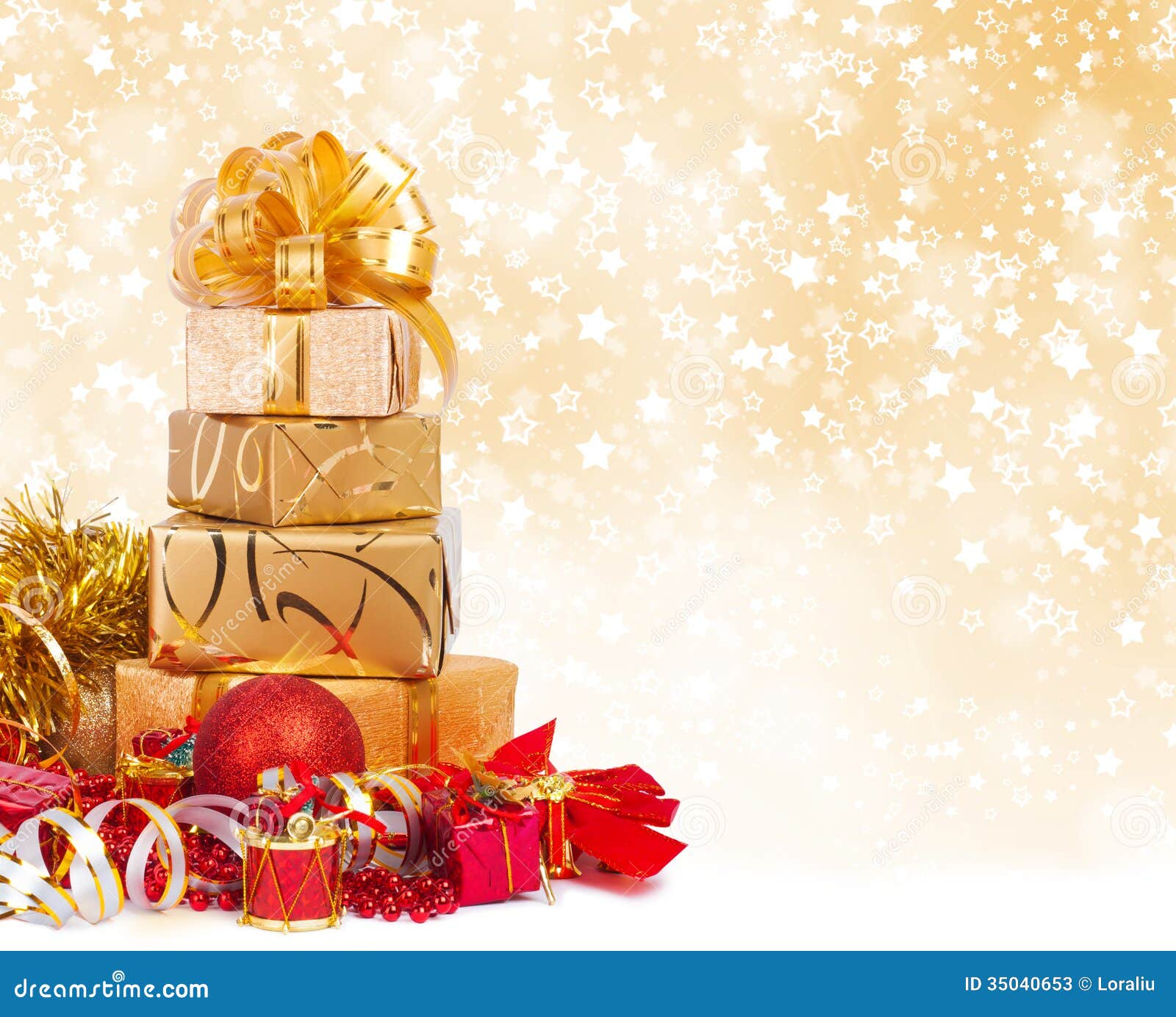 Gift Box In Gold Wrapping Paper Stock Photos - Image: 35040653