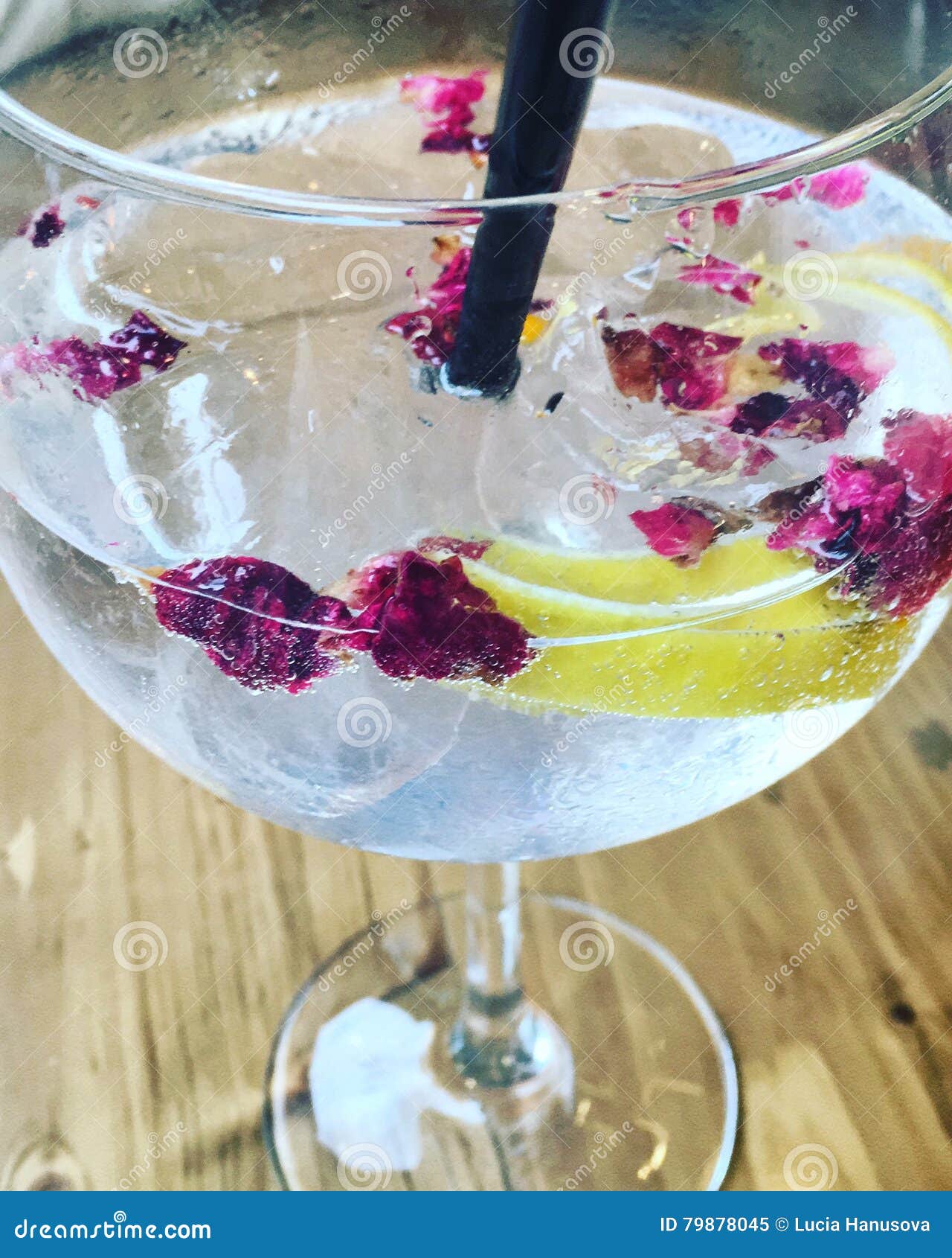 Gin and tonic stock image. Image of delicious, night 79878045