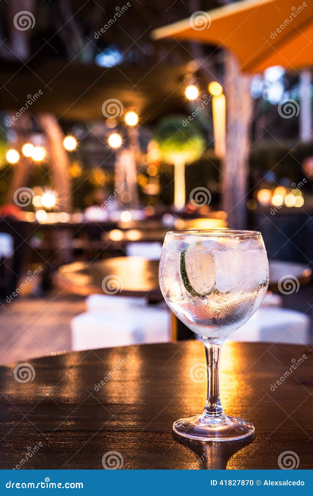 Gin Tonic stock photo. Image of party, lights, ginebra 41827870