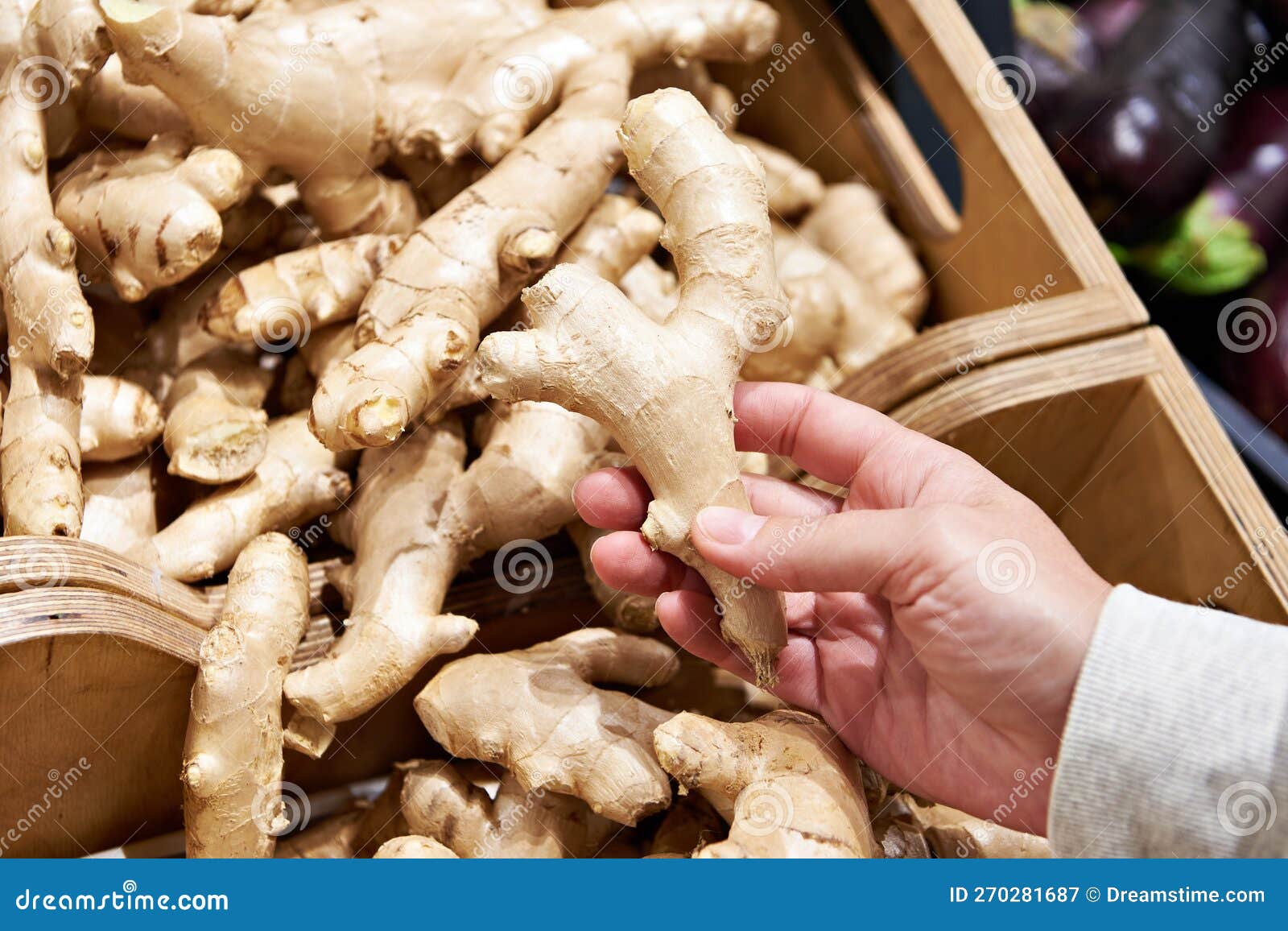 Ginger in Hands of in Store Stock Image Image of retail, root 270281687