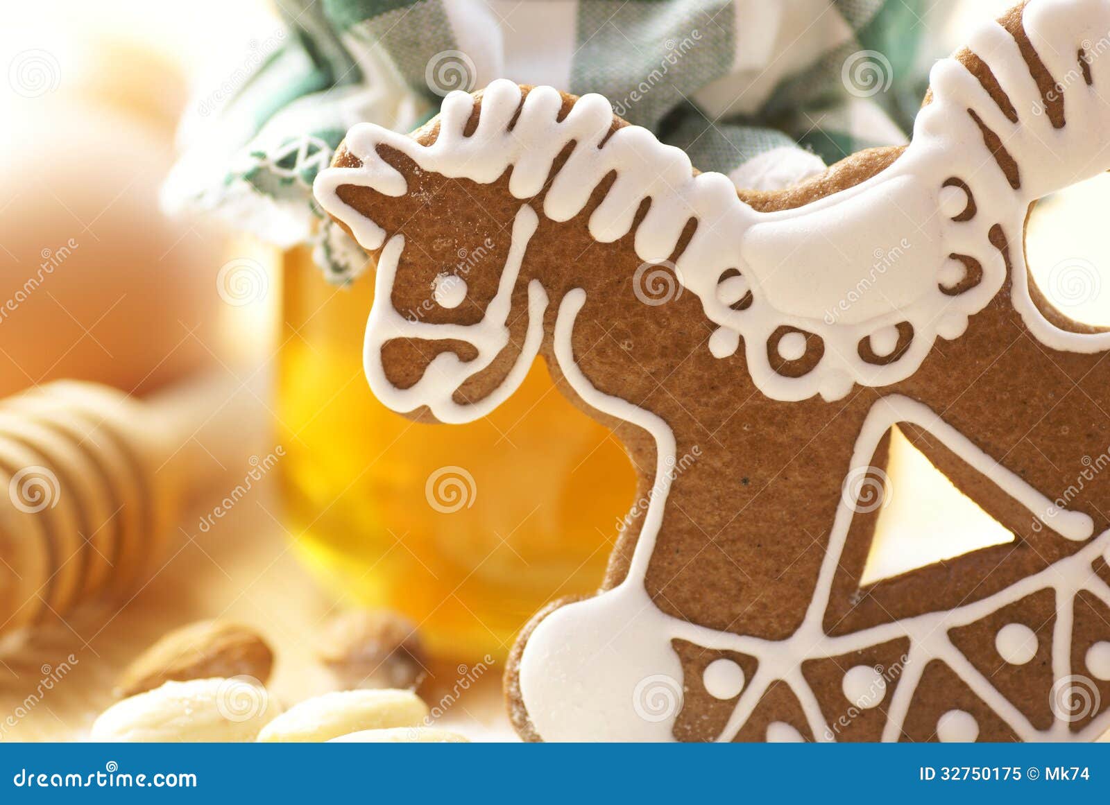 Gingerbread cookie stock image. Image of almond, flour - 32750175