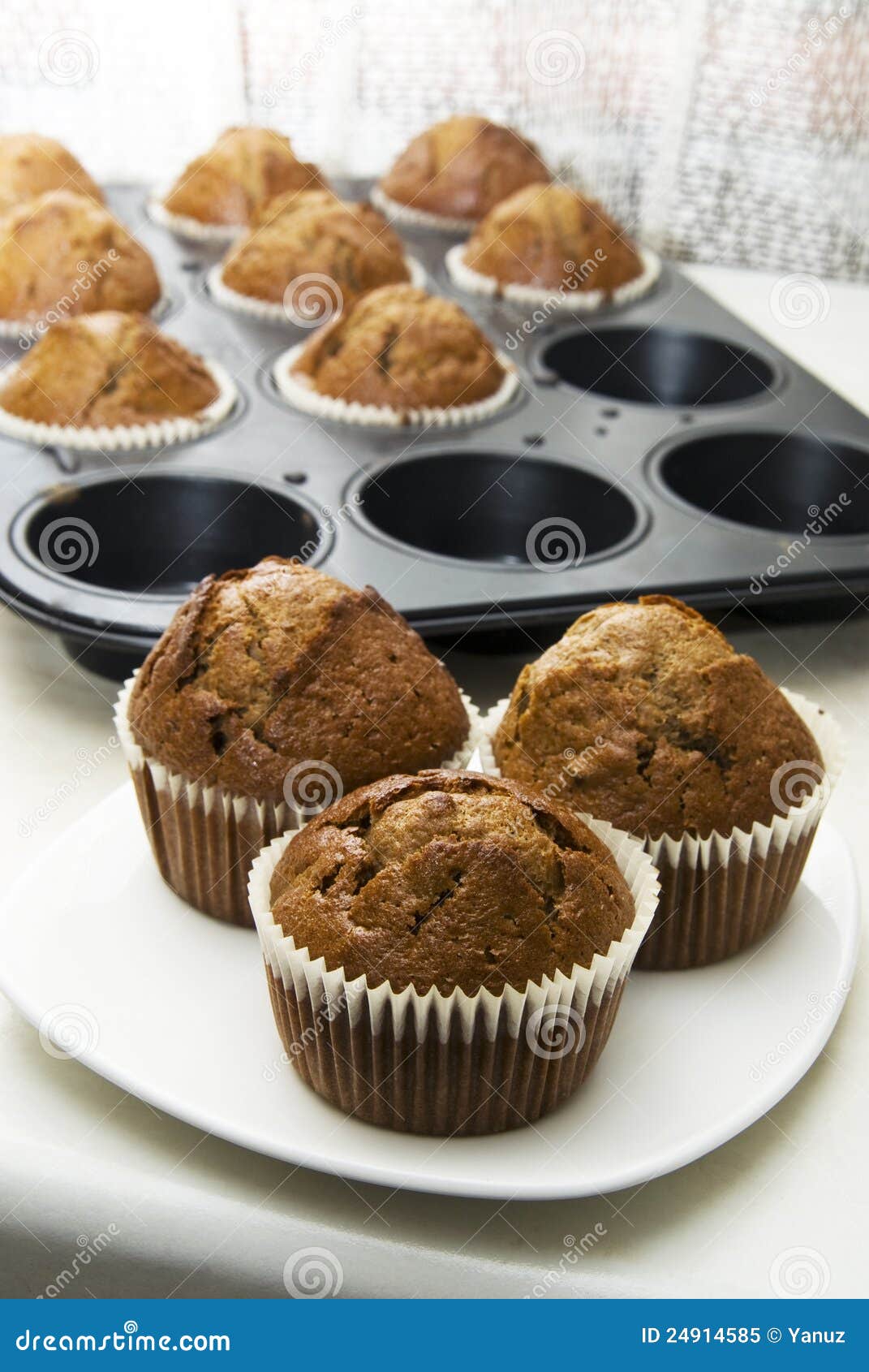 Gingerbread Muffins in Cups Stock Image Image of cupcake, calories