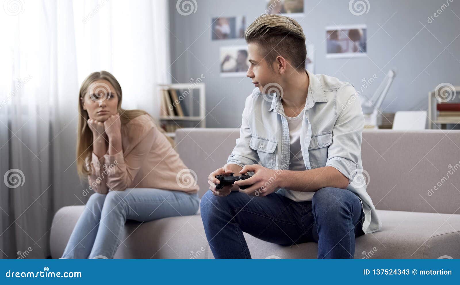 110+ Boyfriend Plays Video Game While Girlfriend Bored Stock