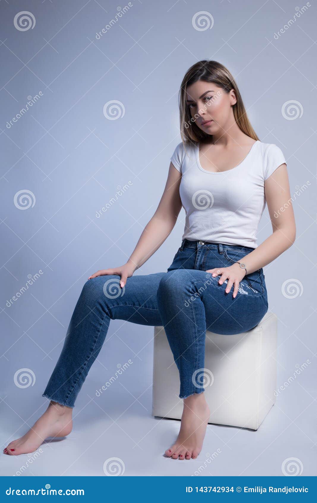 Jeans and feet