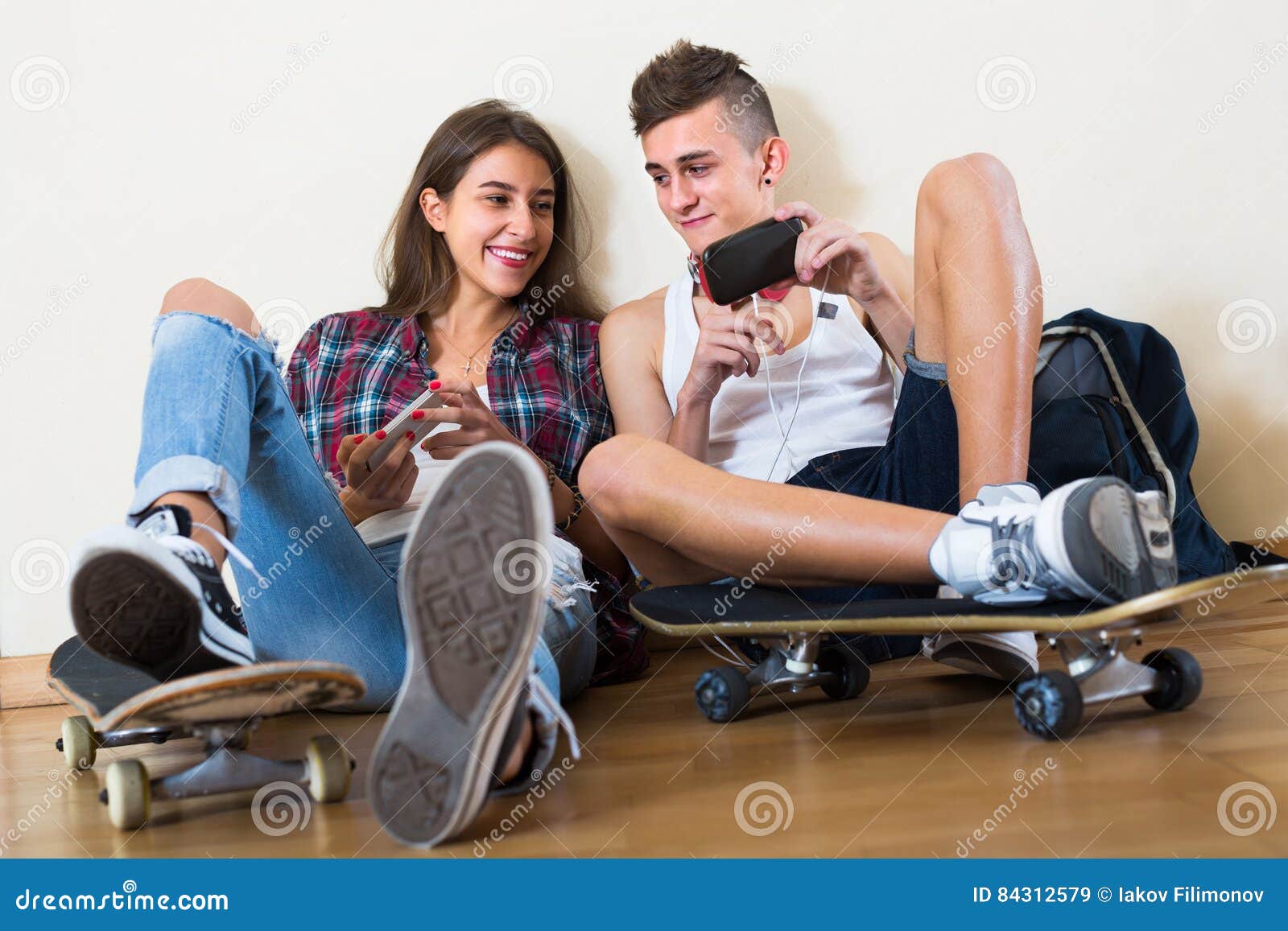 Girl and Boy Playing Games Online Stock Image - Image of lifestyle,  headset: 84312579