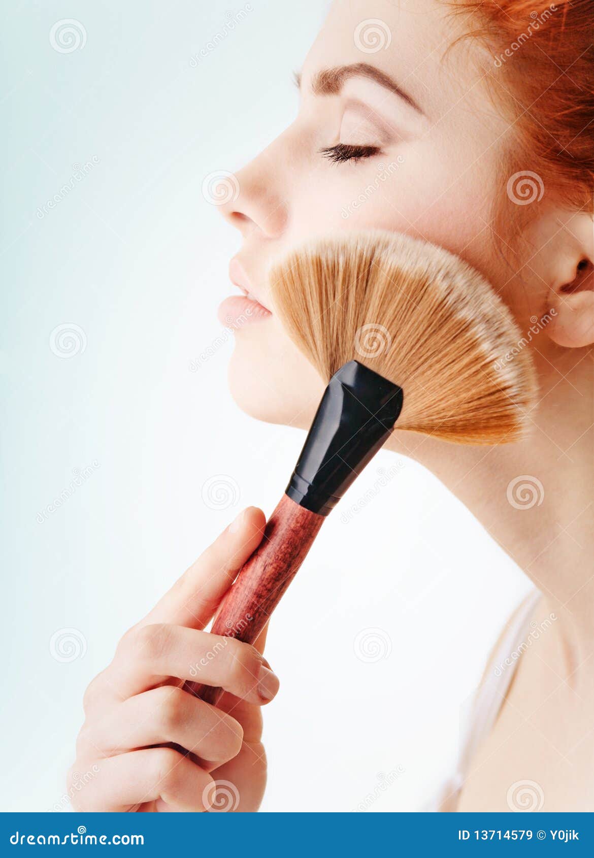 Girl with a brush stock image. Image of tranquil, eyelashes 13714579