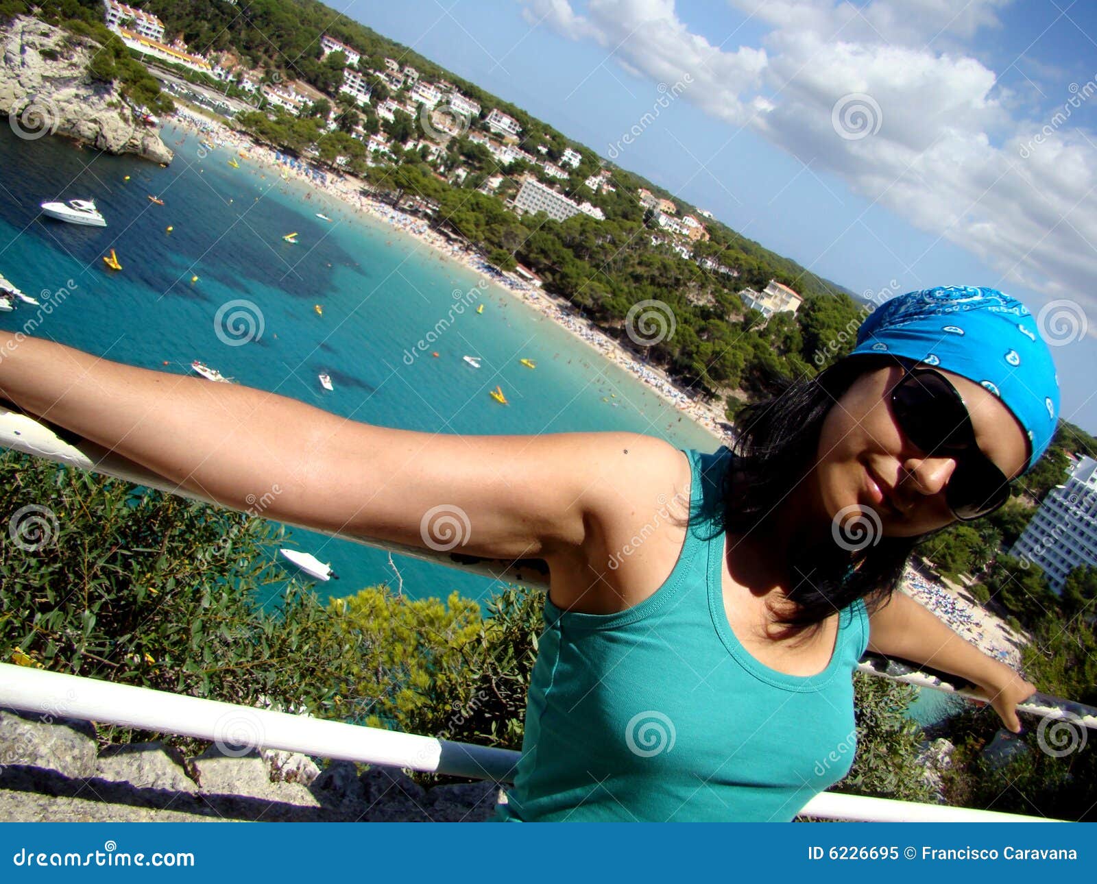 girl and cala galdana