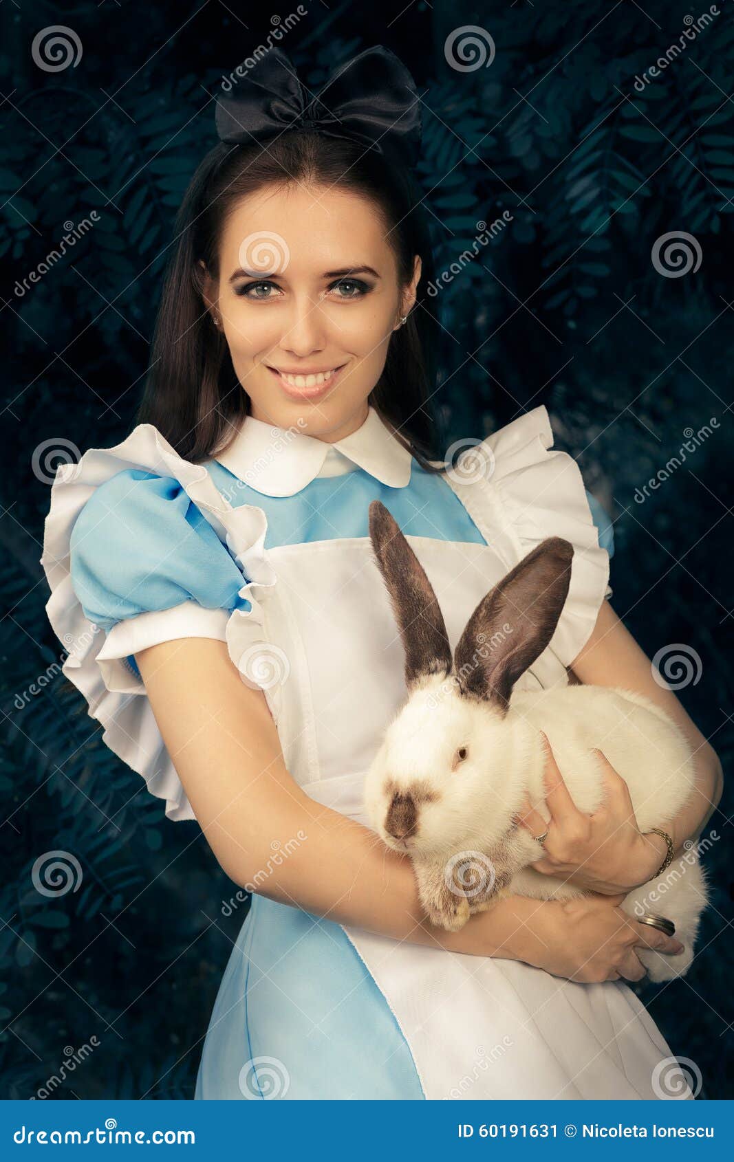 MUNICH, GERMANY - Sep 12, 2020: Cosplay of the white rabbit from Alice in  Wonderland. Beautiful portrait of a pretty young woman with makeup Stock  Photo - Alamy