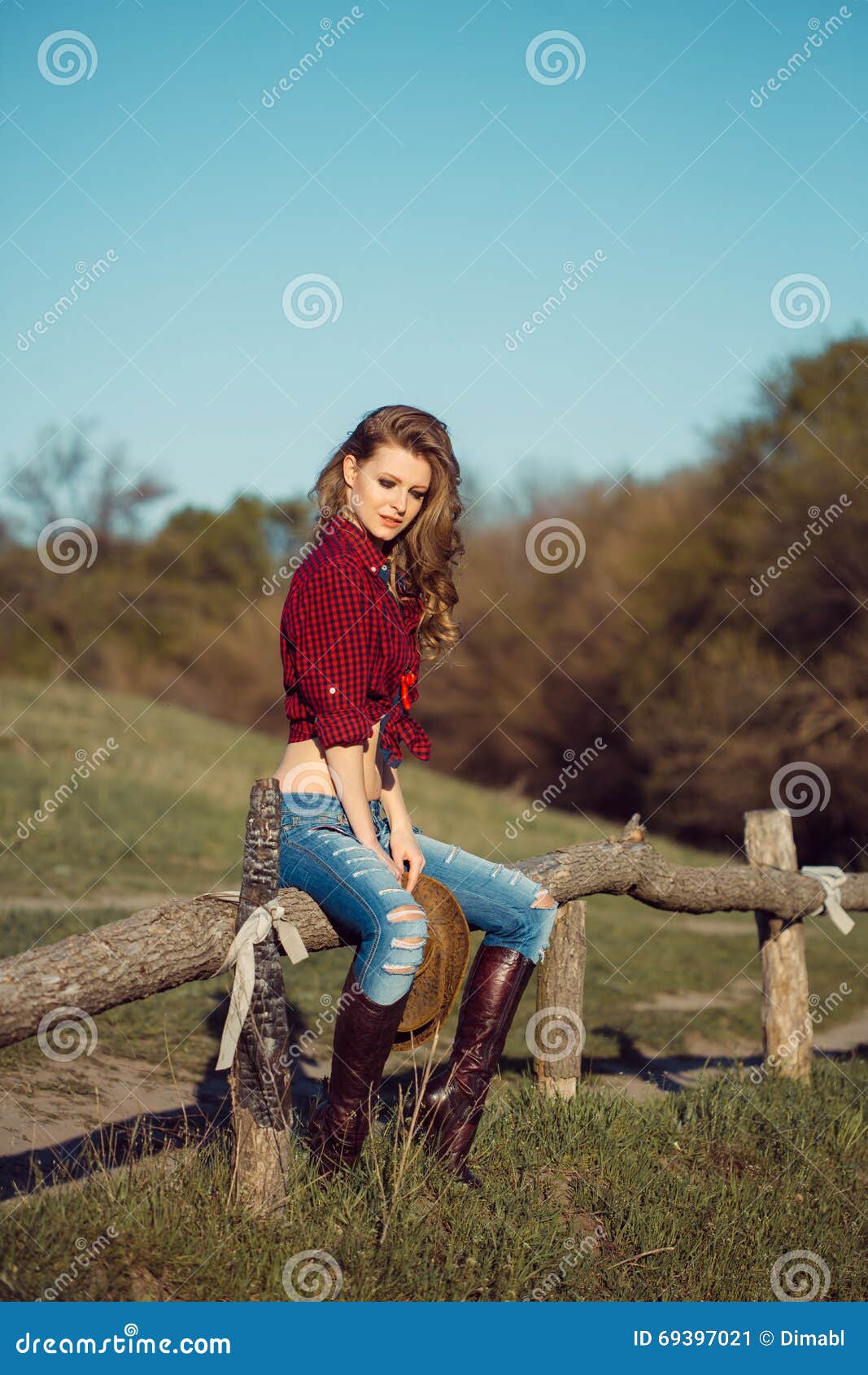 Girl with cowboy hat stock image. Image of casual, farmer - 69397021
