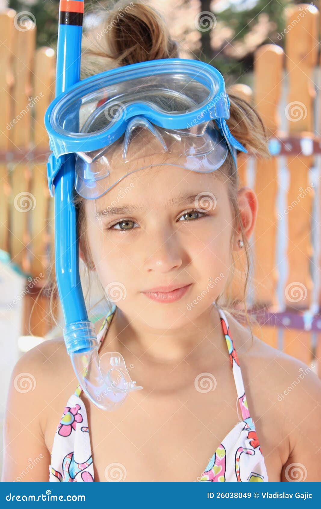 Girl with diving mask stock image. Image of diving, exercise 26038049