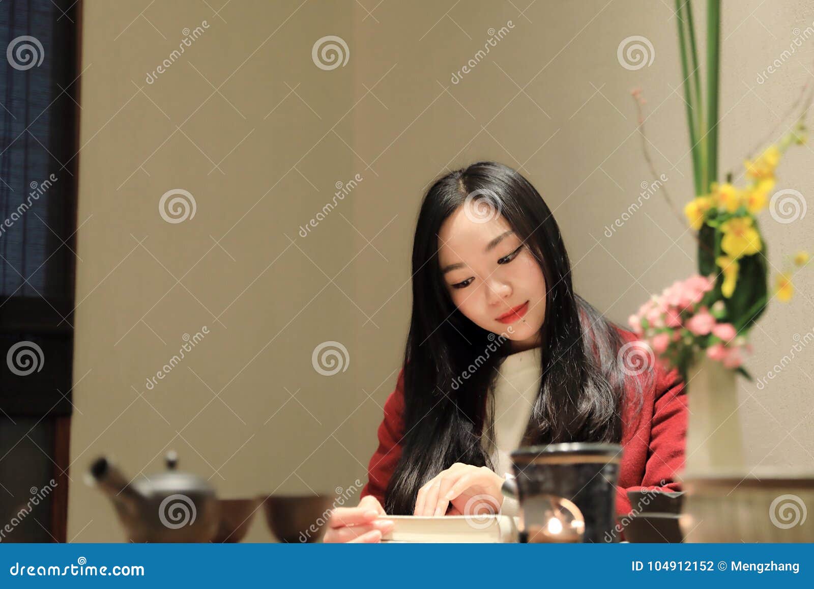 What to read to the girl at leisure What to read to the girl at leisure