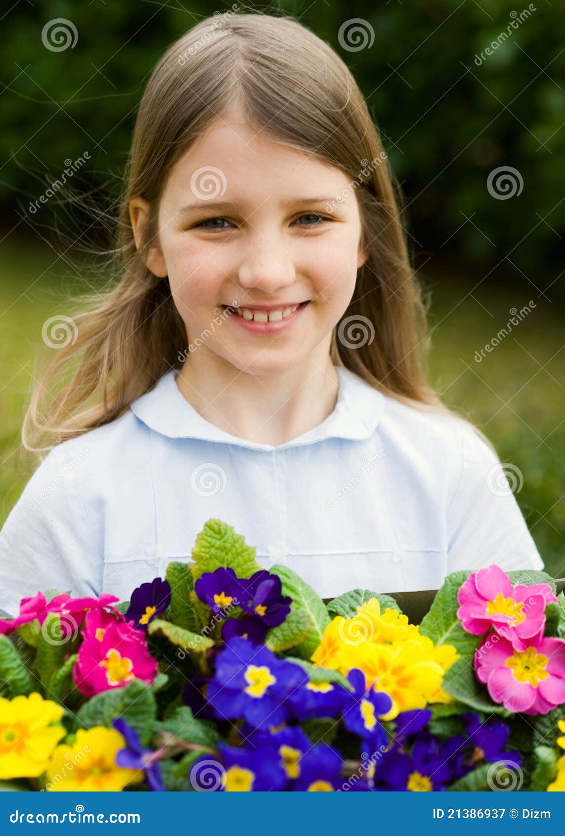 Girl with flower stock image. Image of gardening, portrait 21386937