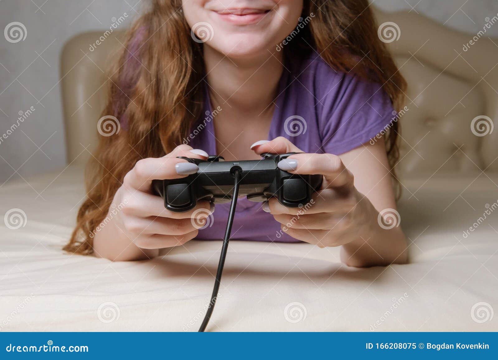 Girls Home Alone Playing Games