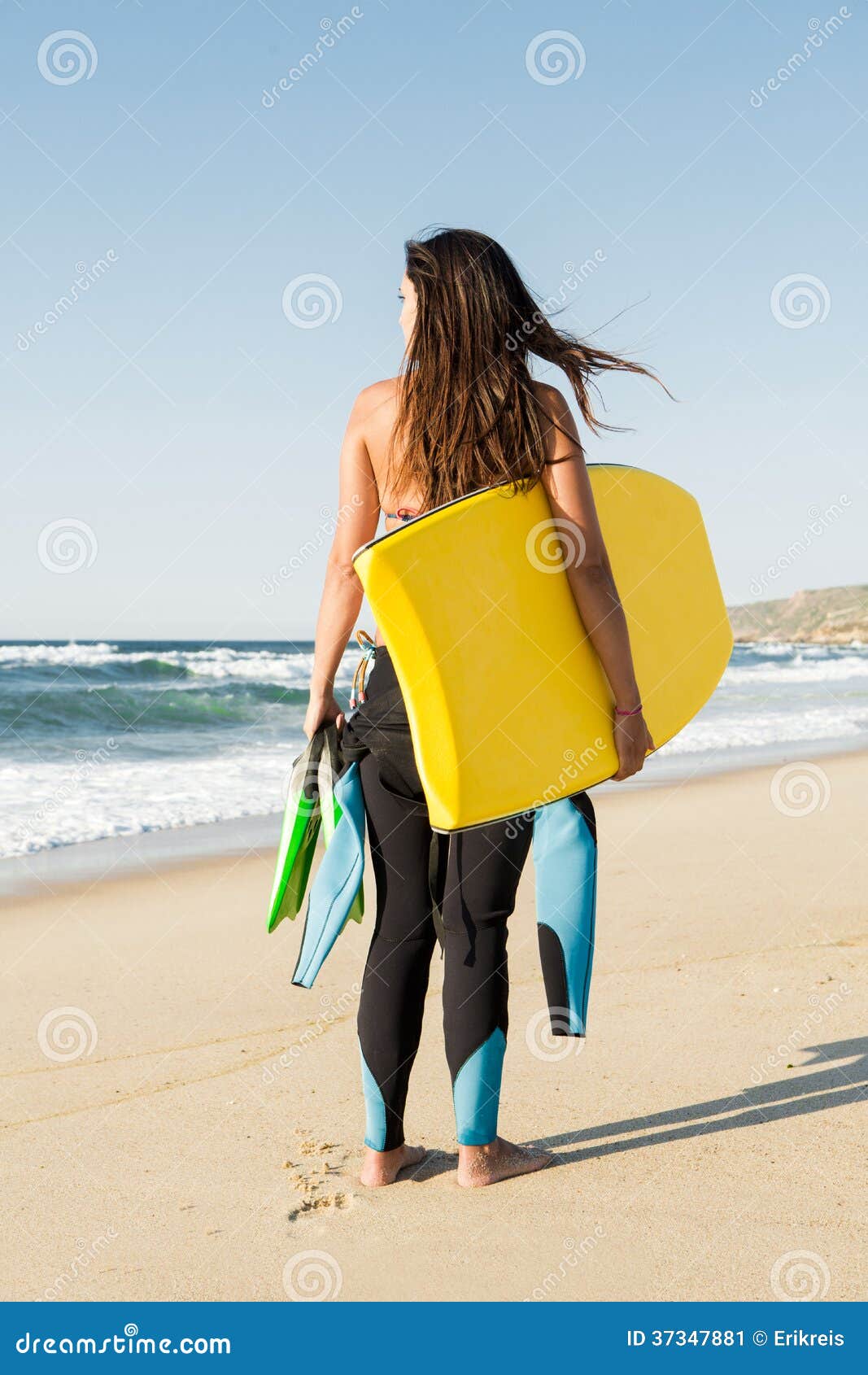 Girl with her bodyboard stock image. Image of latin, radical 37347881