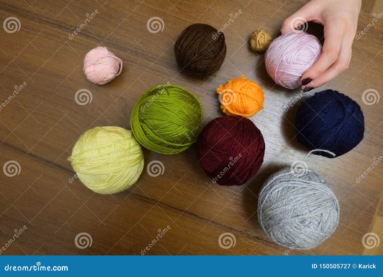 Girl Holding in Hand on of the Crochet Yarn Ball Stock Image - Image of  decor, grey: 150505727