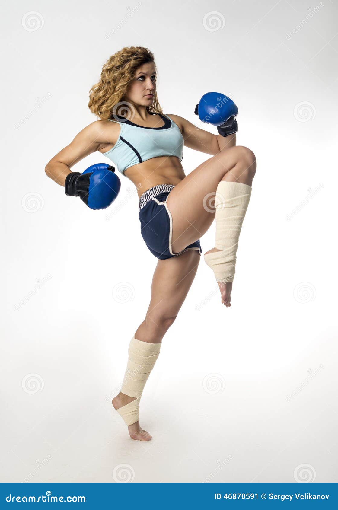 1,373 Girl Kickboxer Stock Photos