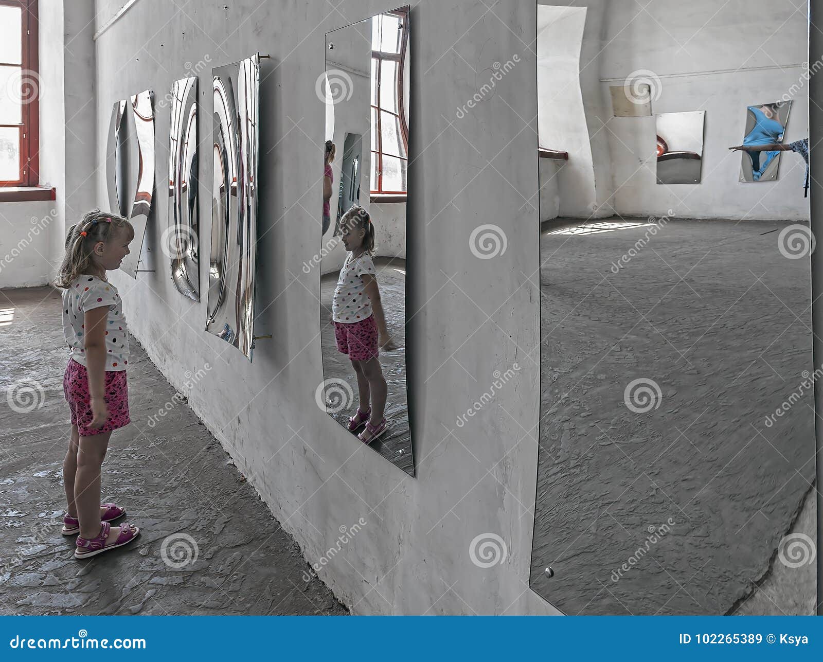 distorted mirror