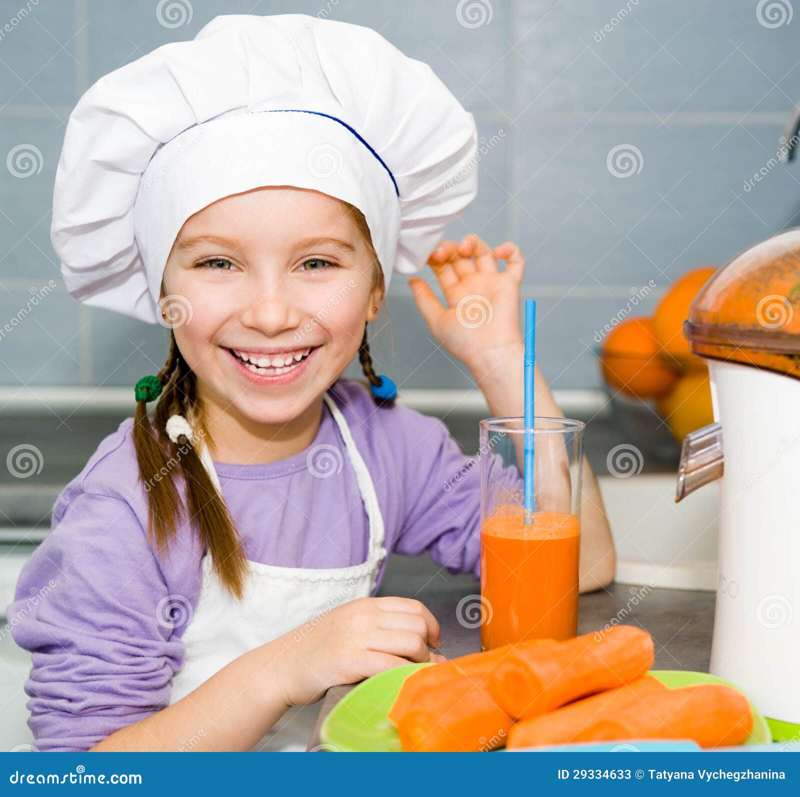 Girl making fresh juice stock image. Image of juicer 29334633