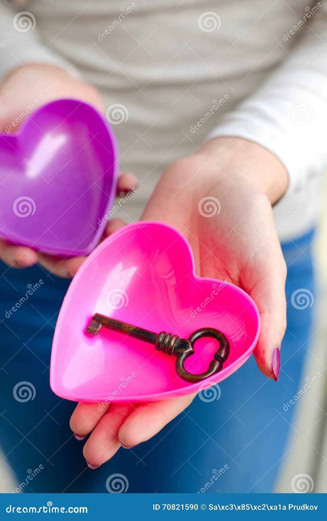 girl offering key to her heart