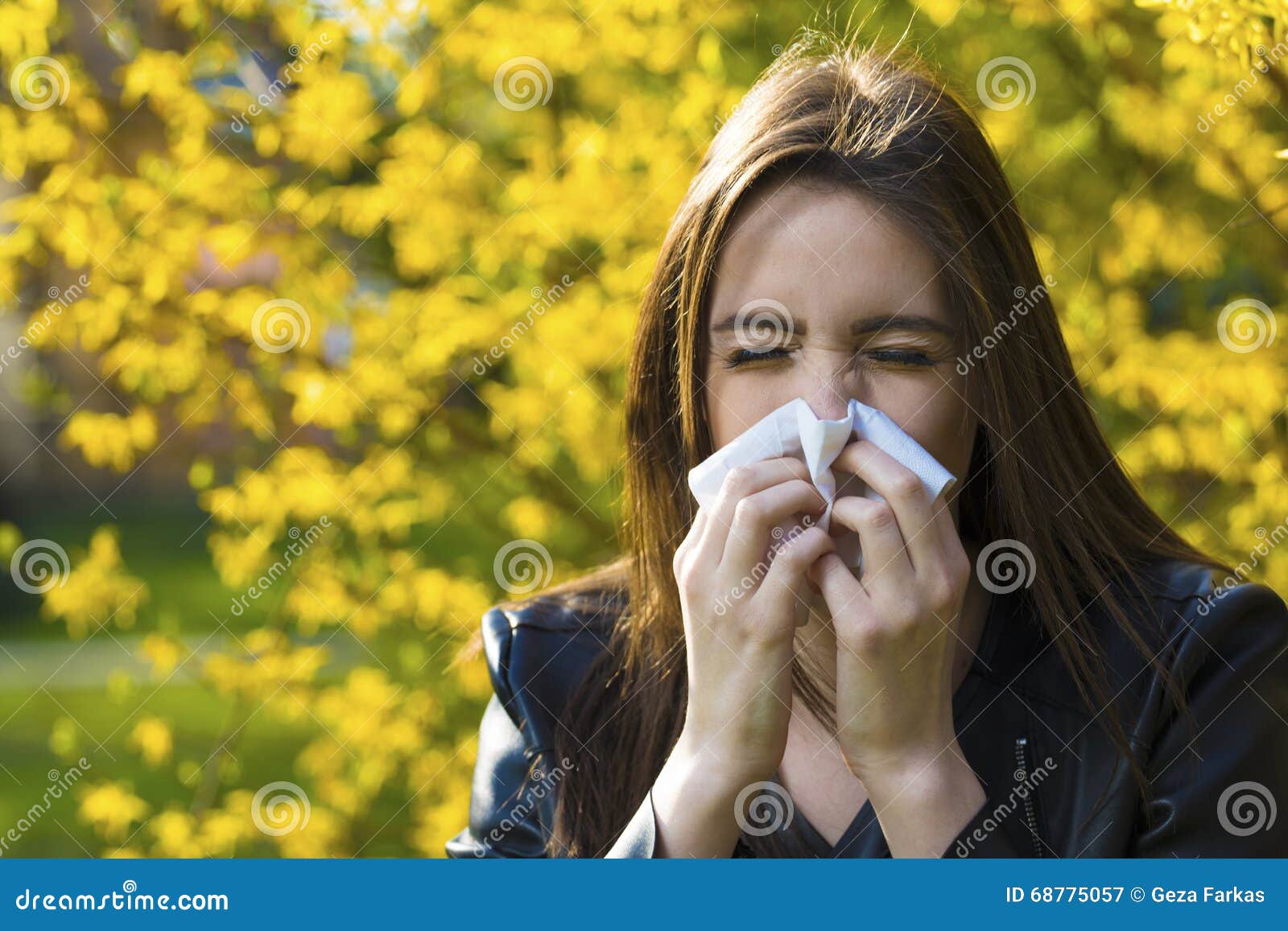 girl with polen allergy