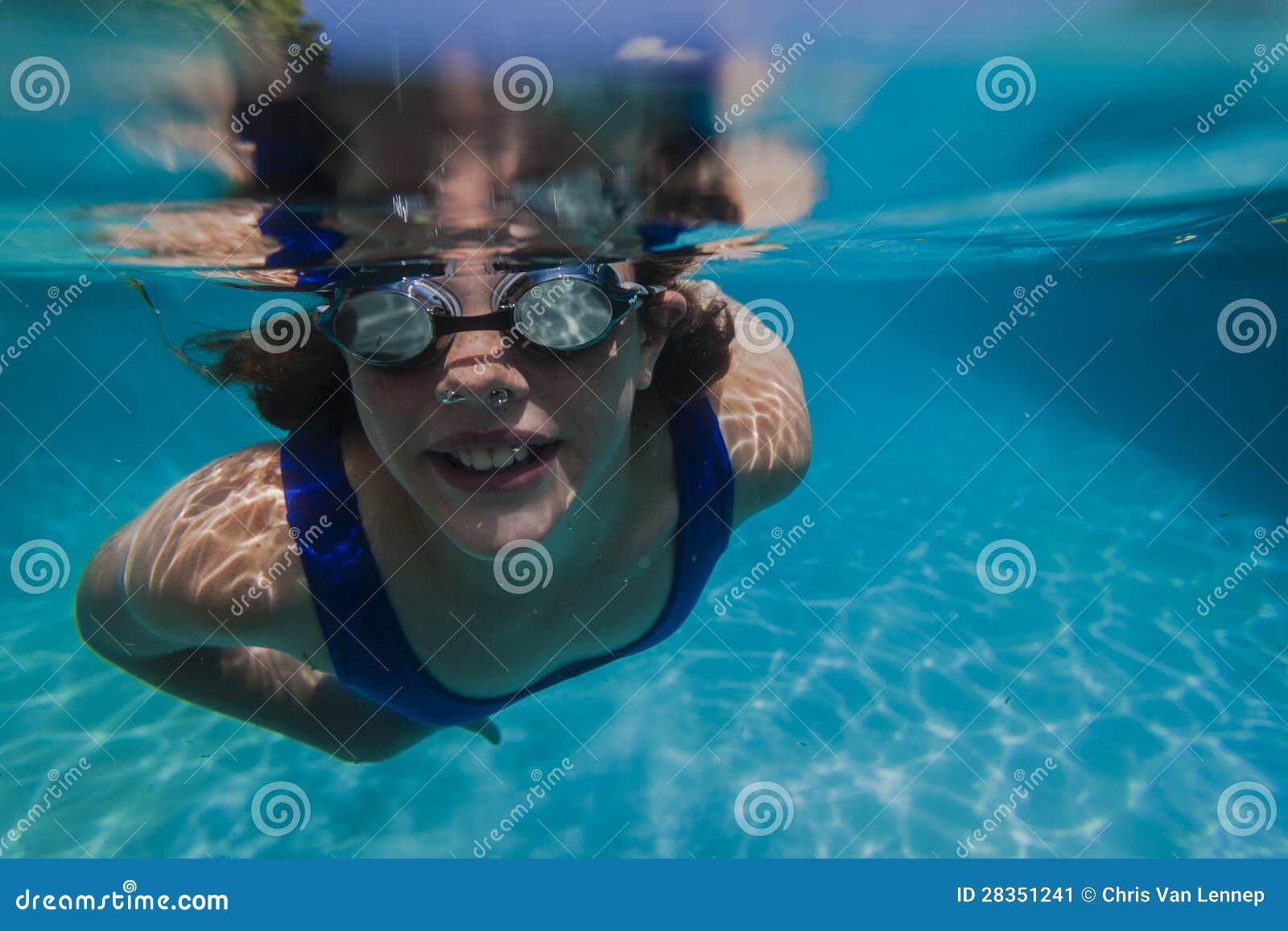 Girl Pool Goggles Underwater Stock Image Image 28351241