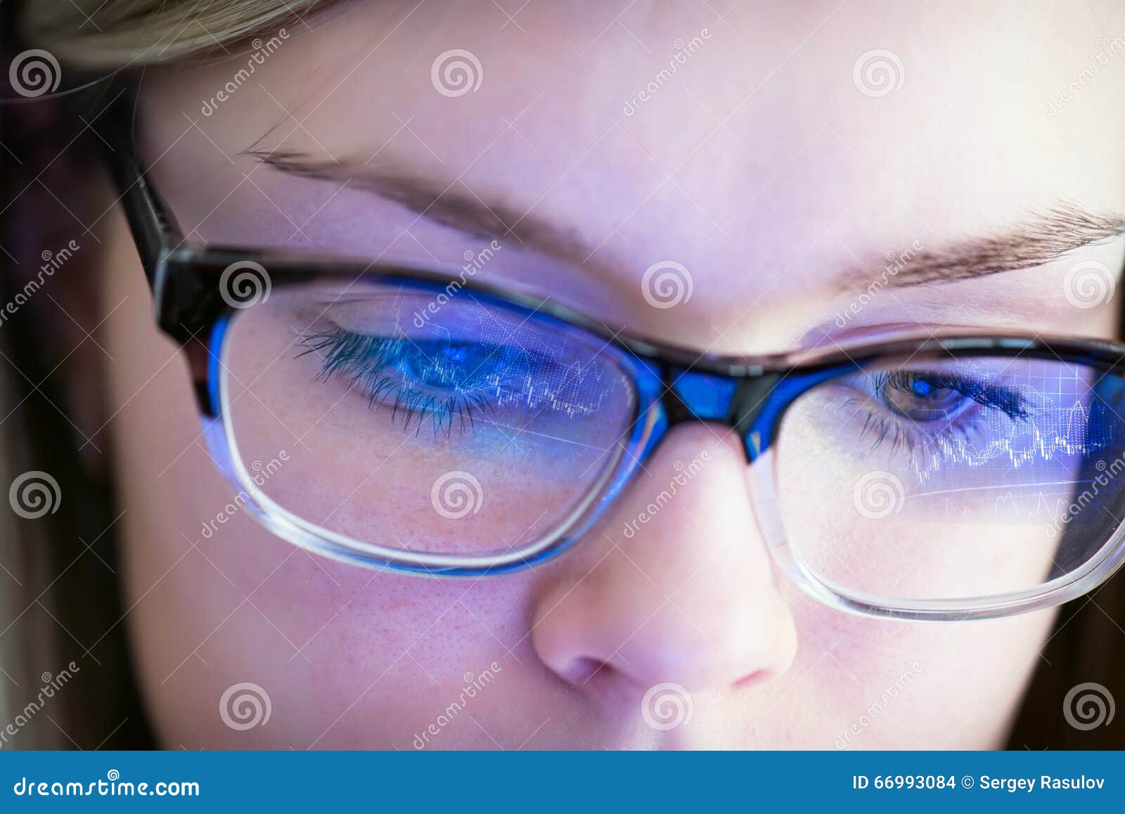 zoom glasses reflection zoom glasses reflection