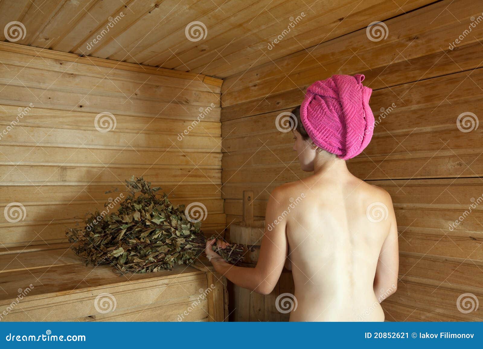 мыться голым в бане сон фото 23