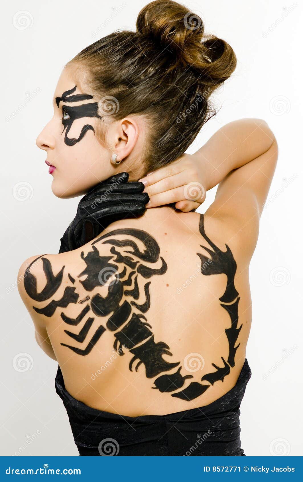 scorpion-tattoo-on-girl-chest | Usman Sadiq | Flickr