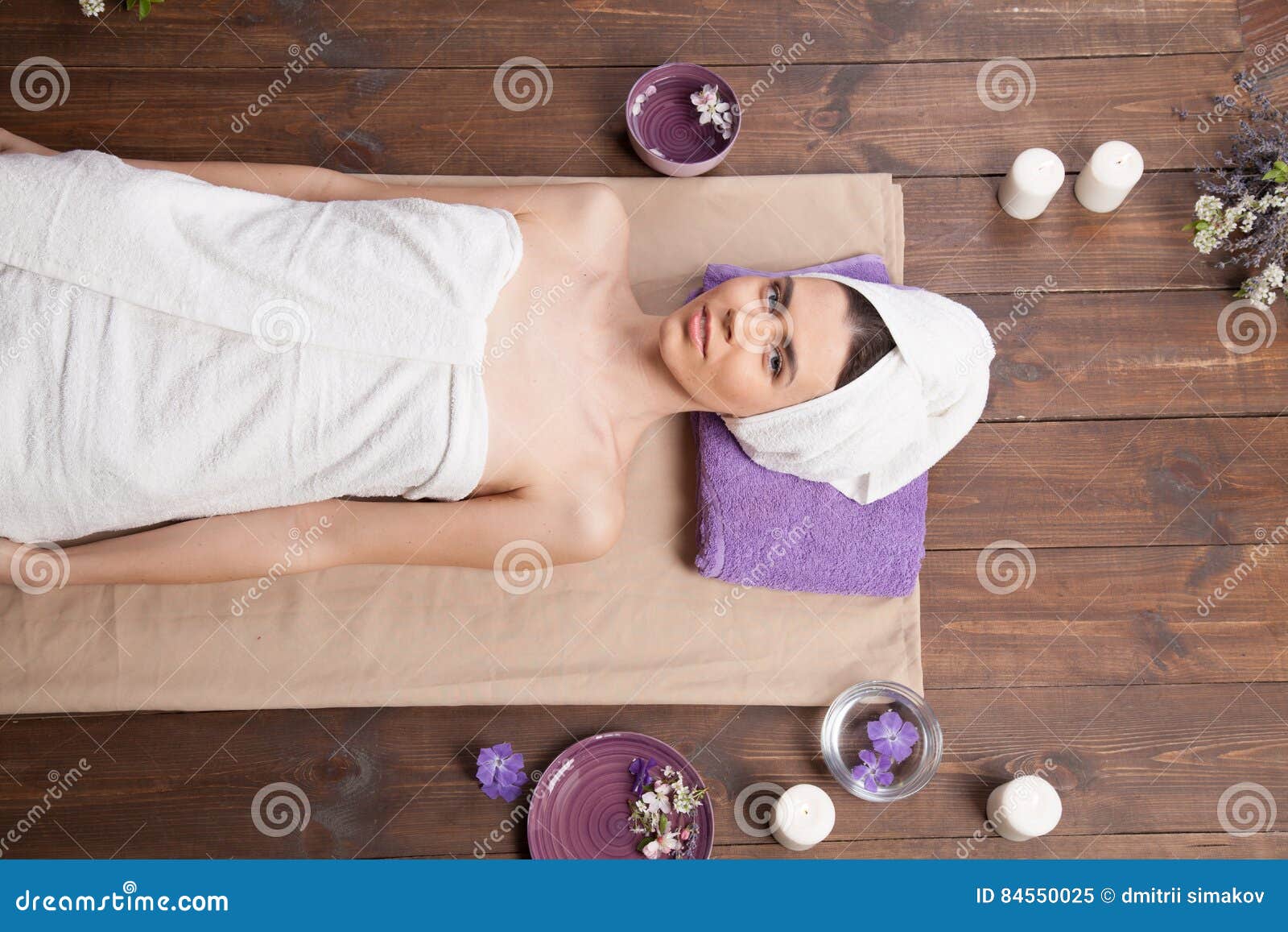 Girl Spa Massage Sauna Relaxation Bath Stock Image Image Of Ayurveda Healthy 84550025