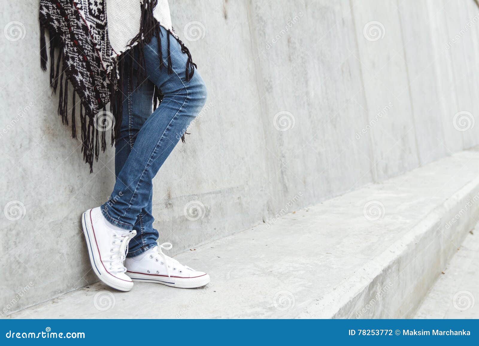 Girl Standing at the Concrete Wall Stock Photo - Image of hipster, feet ...