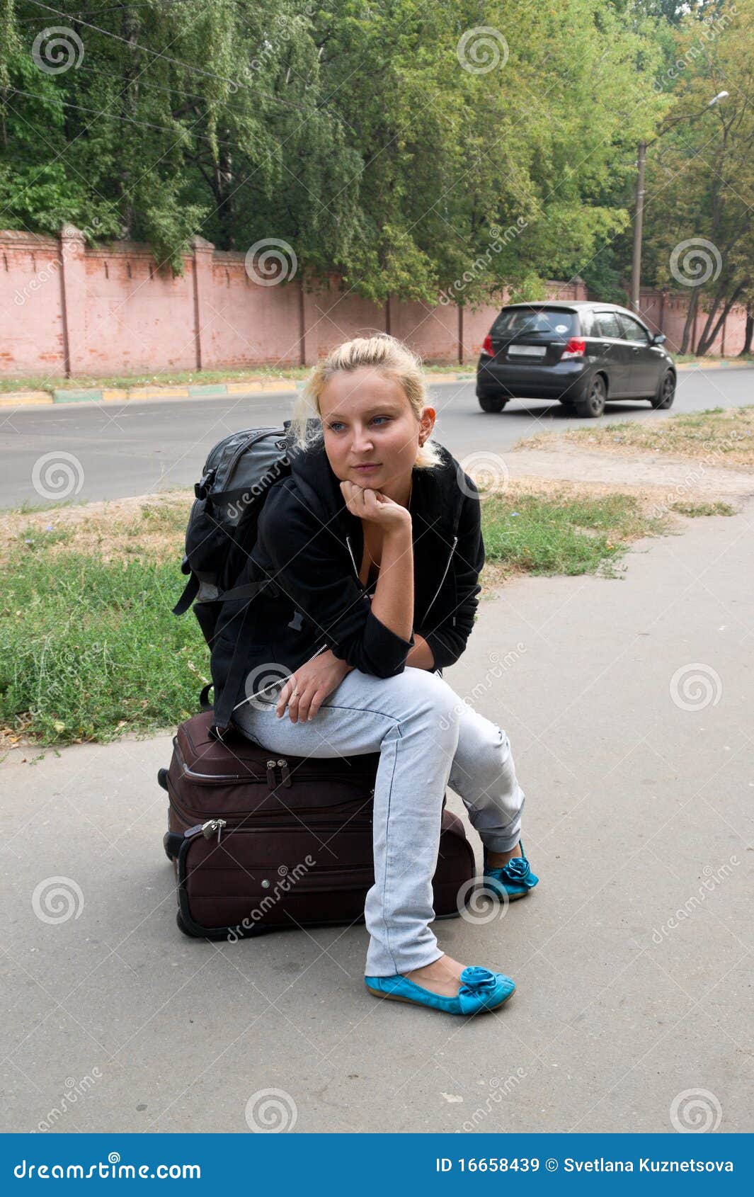 Girl with a suitcase stock image. Image of outdoors, simplicity 16658439