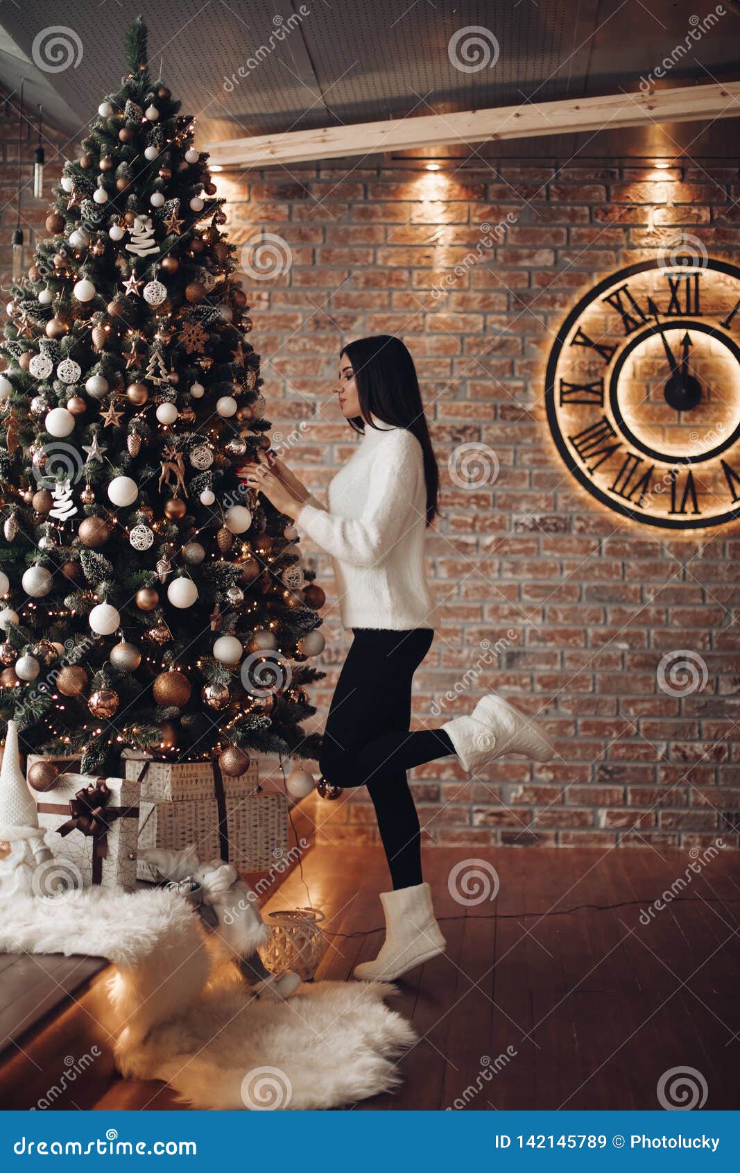Girl in Sweater Decorating Christmas Tree at Home. Stock Image - Image of  beauty, interior: 142145789