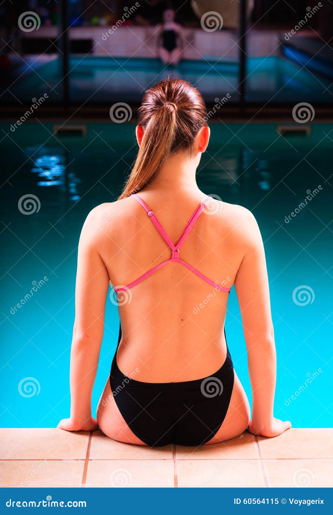 The female body image & swimming.