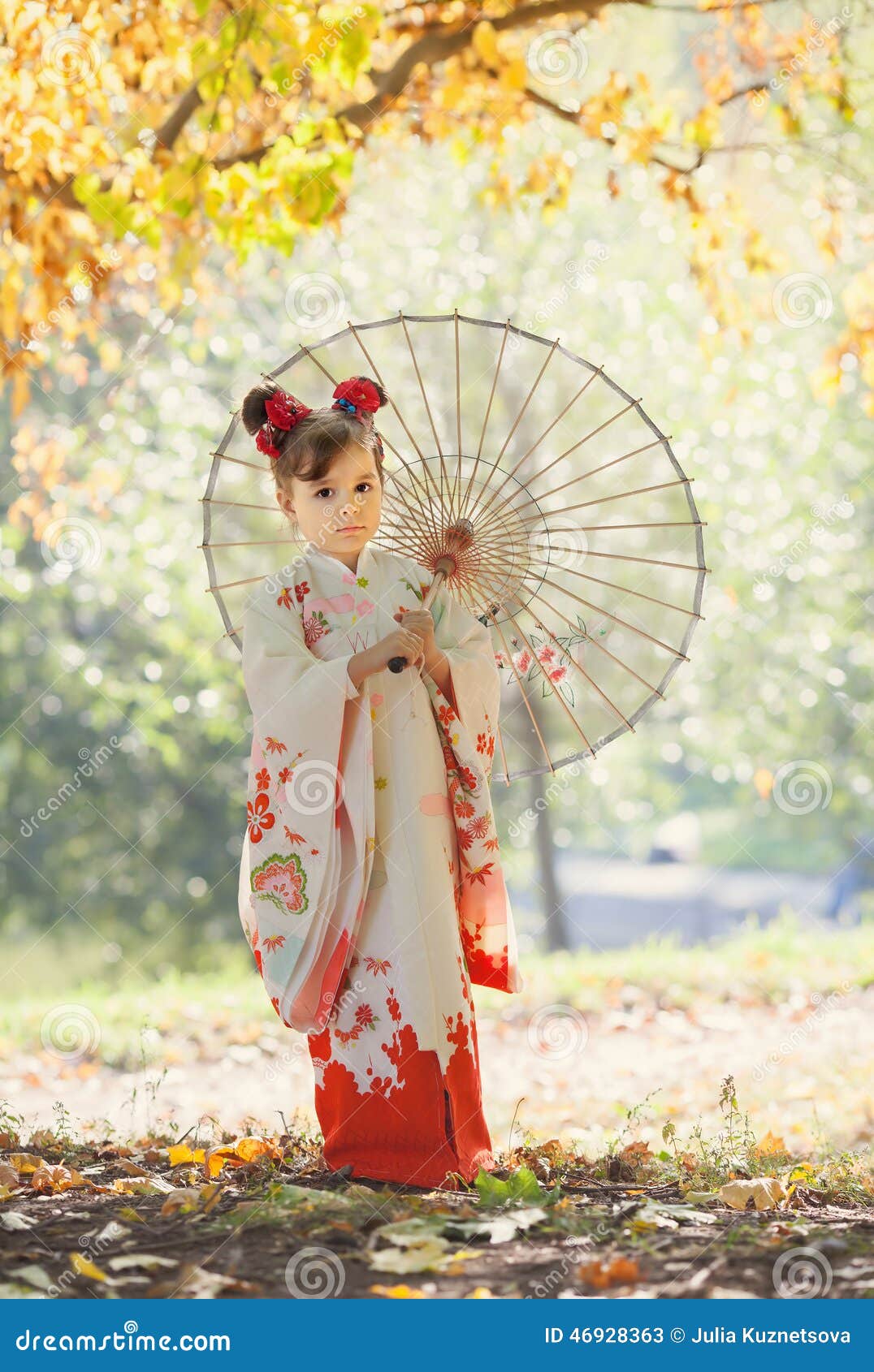 Girl In Traditional Japanese Kimono Stock Photo - Image Girl In Traditional Japanese Kimono Stock Photo - Image