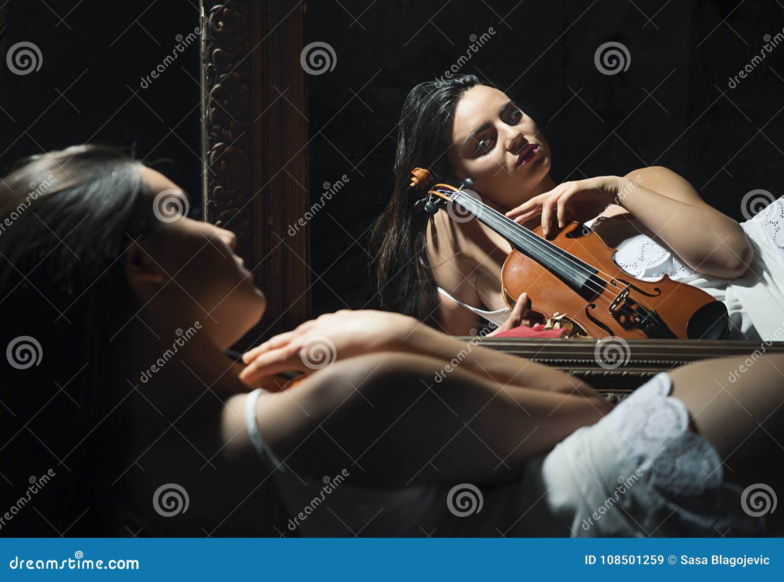 Naked Girl Plays Violin