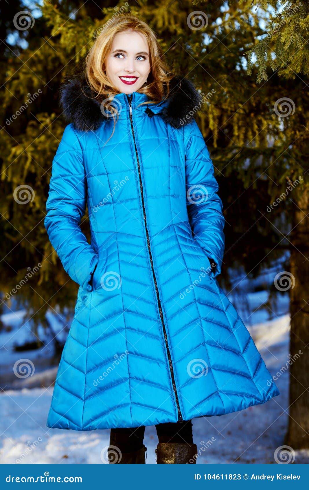 594 Outerwear Jackets Stock Photos - Free & Royalty-Free Stock Photos from  Dreamstime