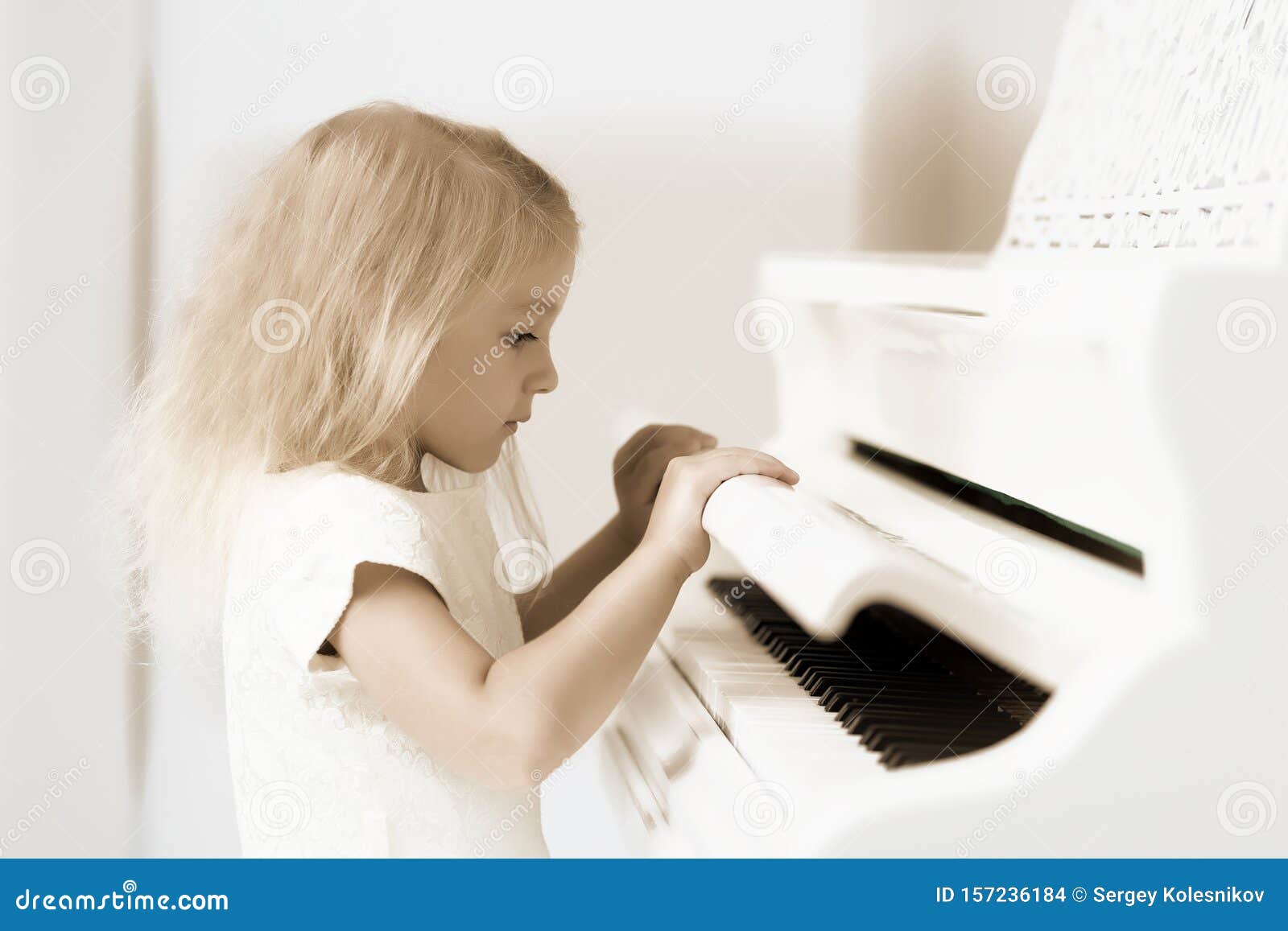 free download Piano White Little free download Piano White Little
